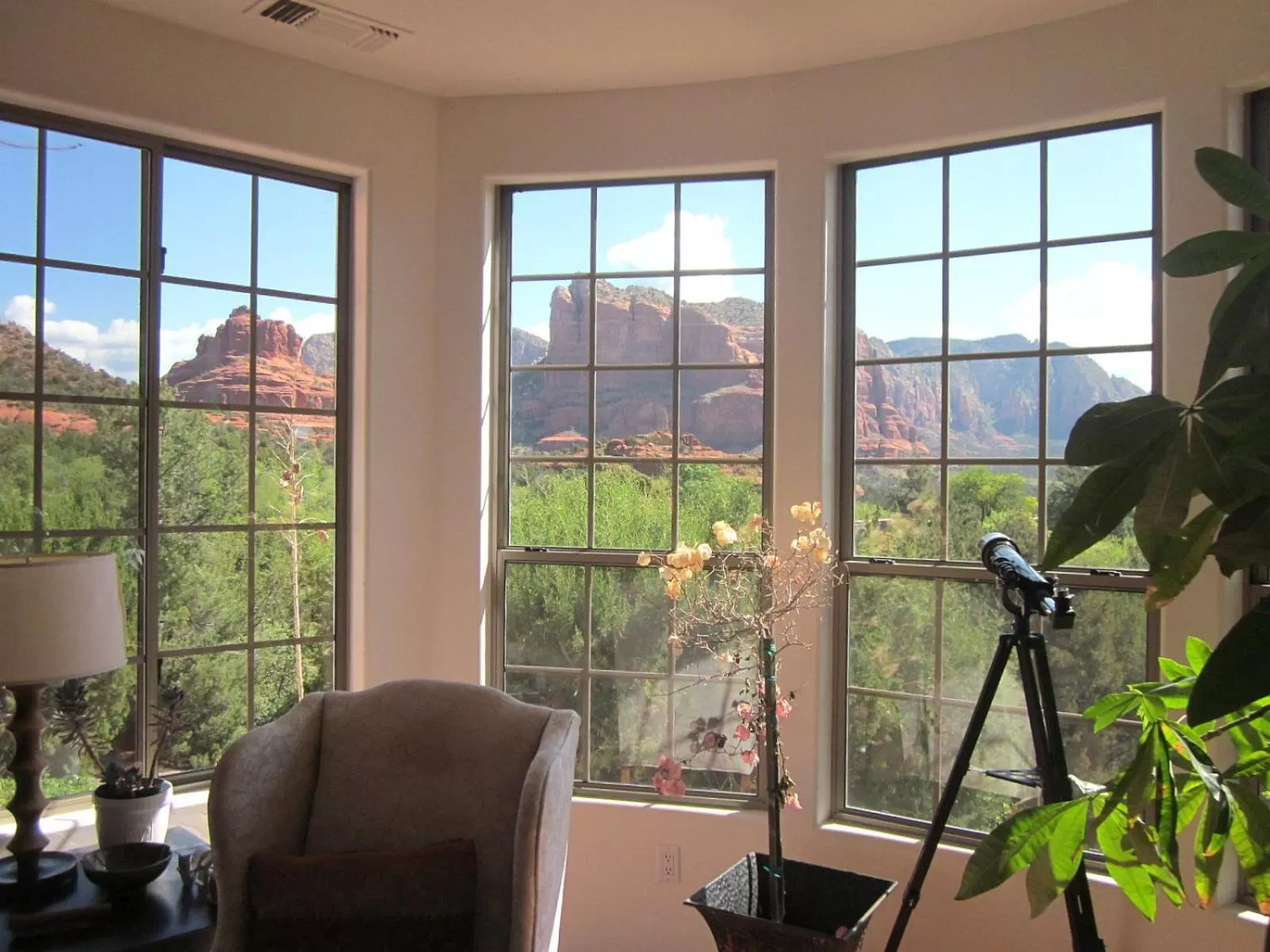 Spring, Mountain View in The Penrose Bed & Breakfast