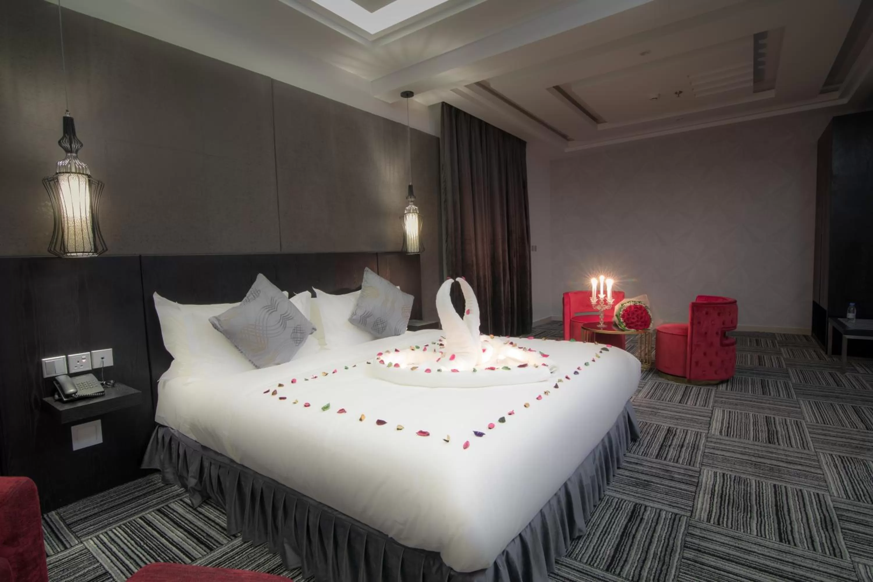 Bed in South Hotel Suites