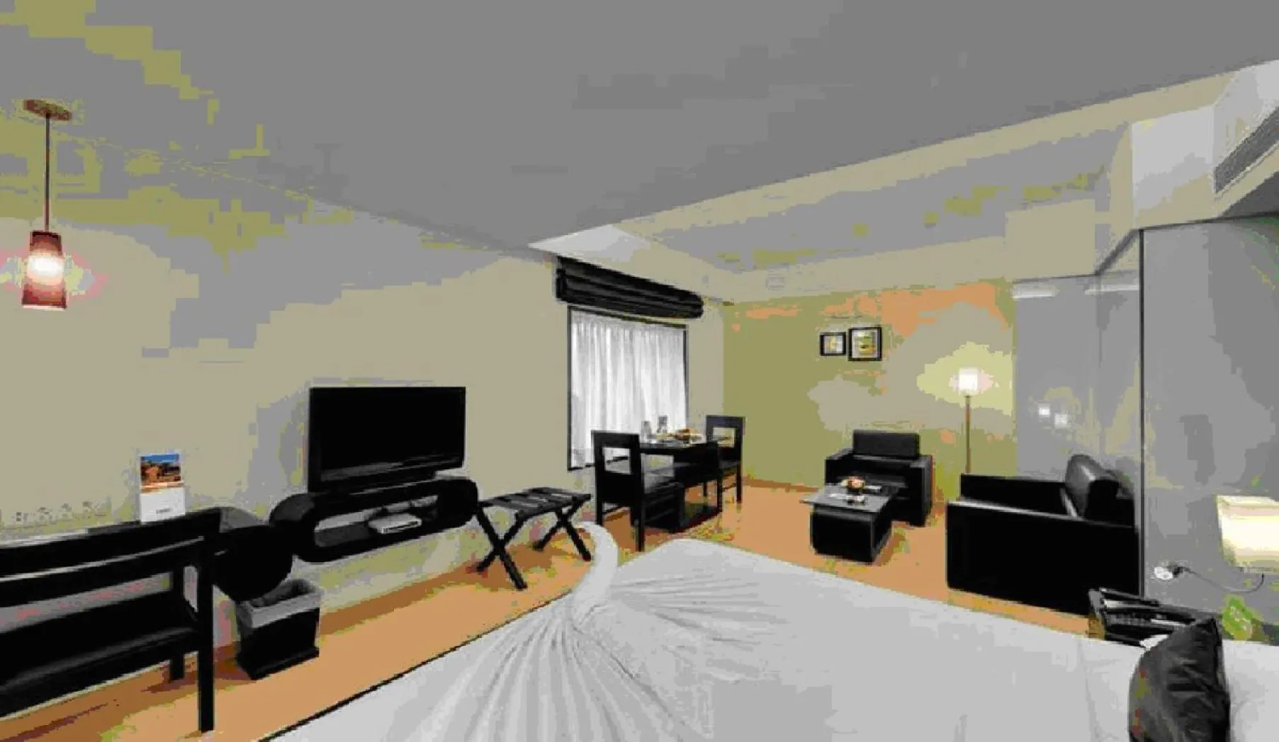 Photo of the whole room, Bed in Comfort Inn Sunset