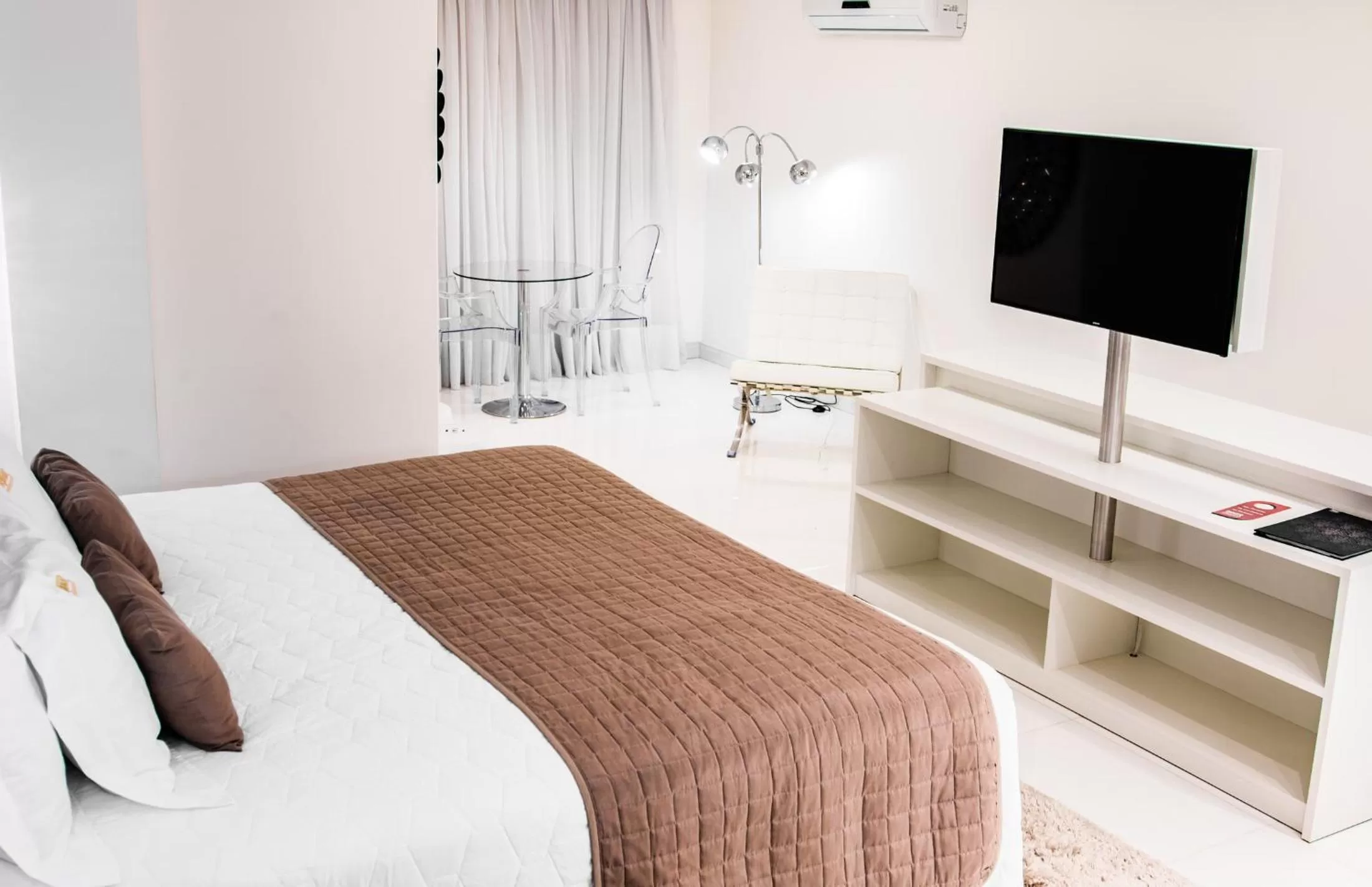 Dining area, Bed in Hotel Rieger