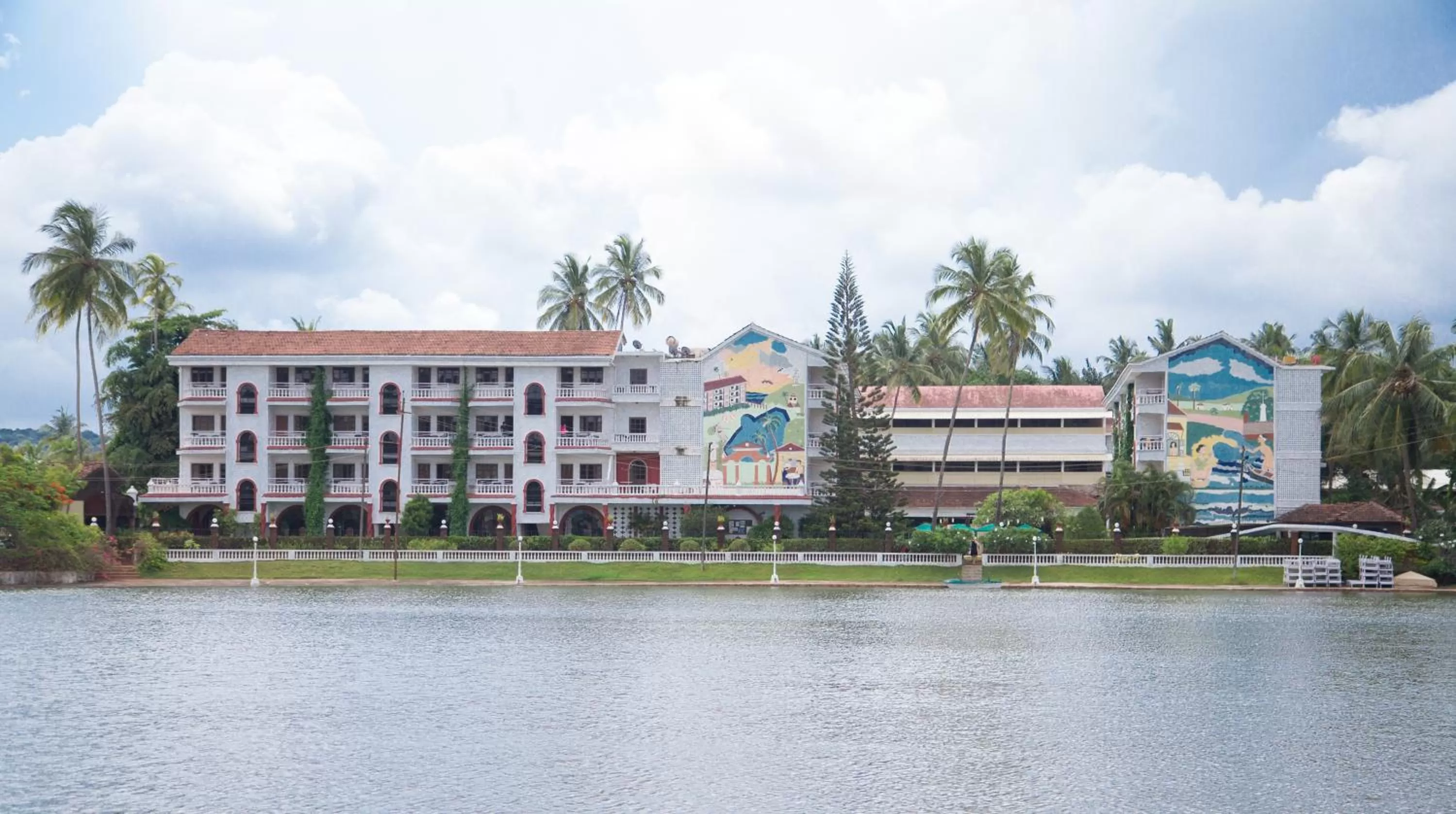 Patio, Property Building in Resorte Marinha Dourada