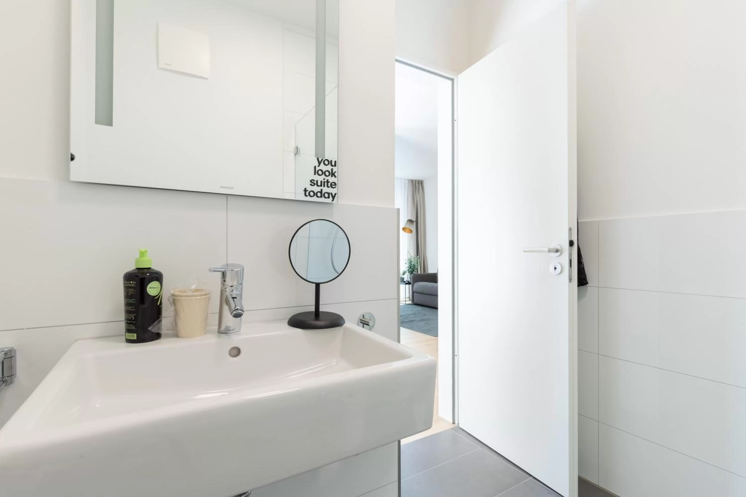 Bathroom in Limehome Gütersloh Eickhoffstraße