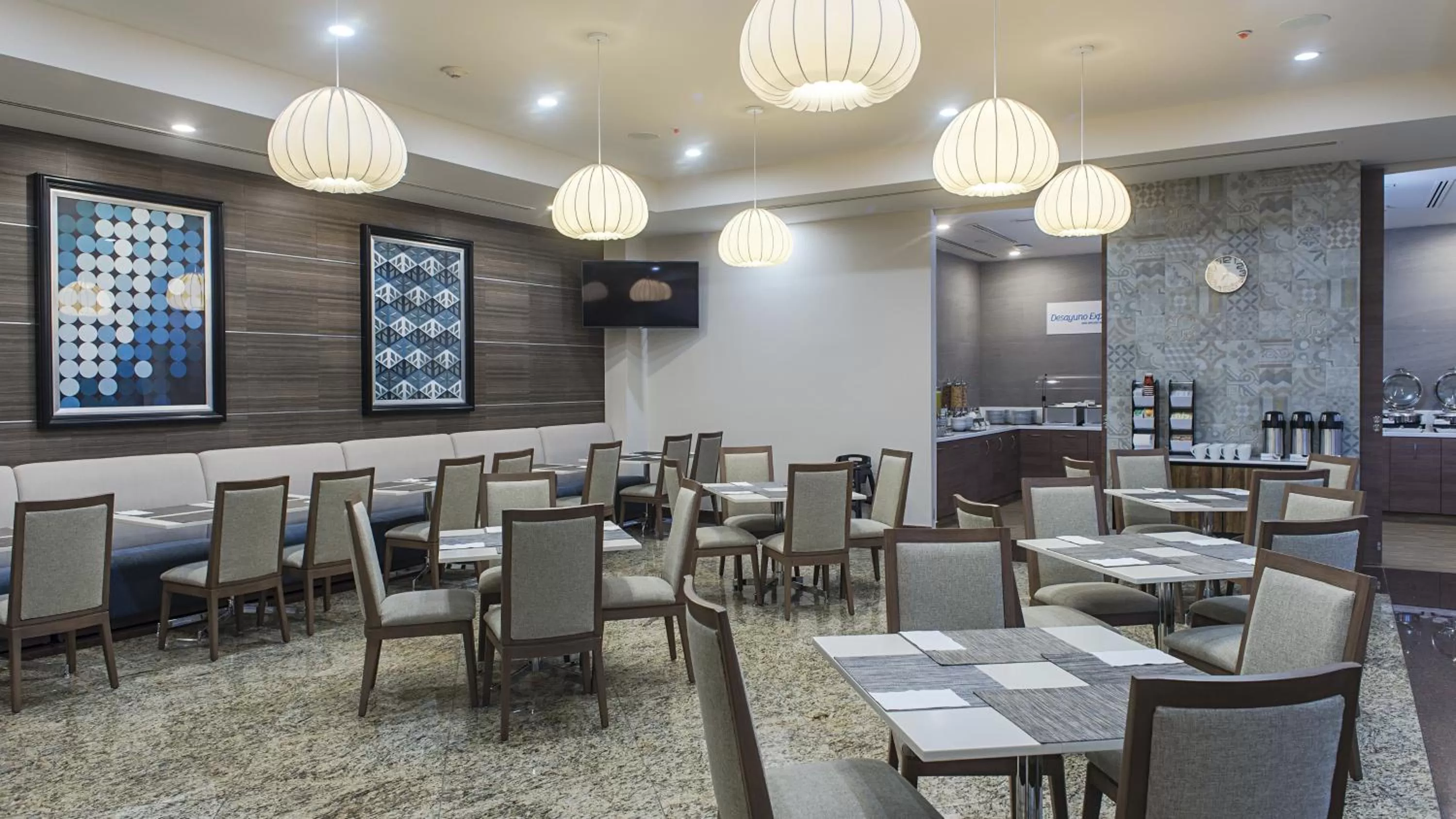 Breakfast in Holiday Inn Express Mexico- Toreo by IHG