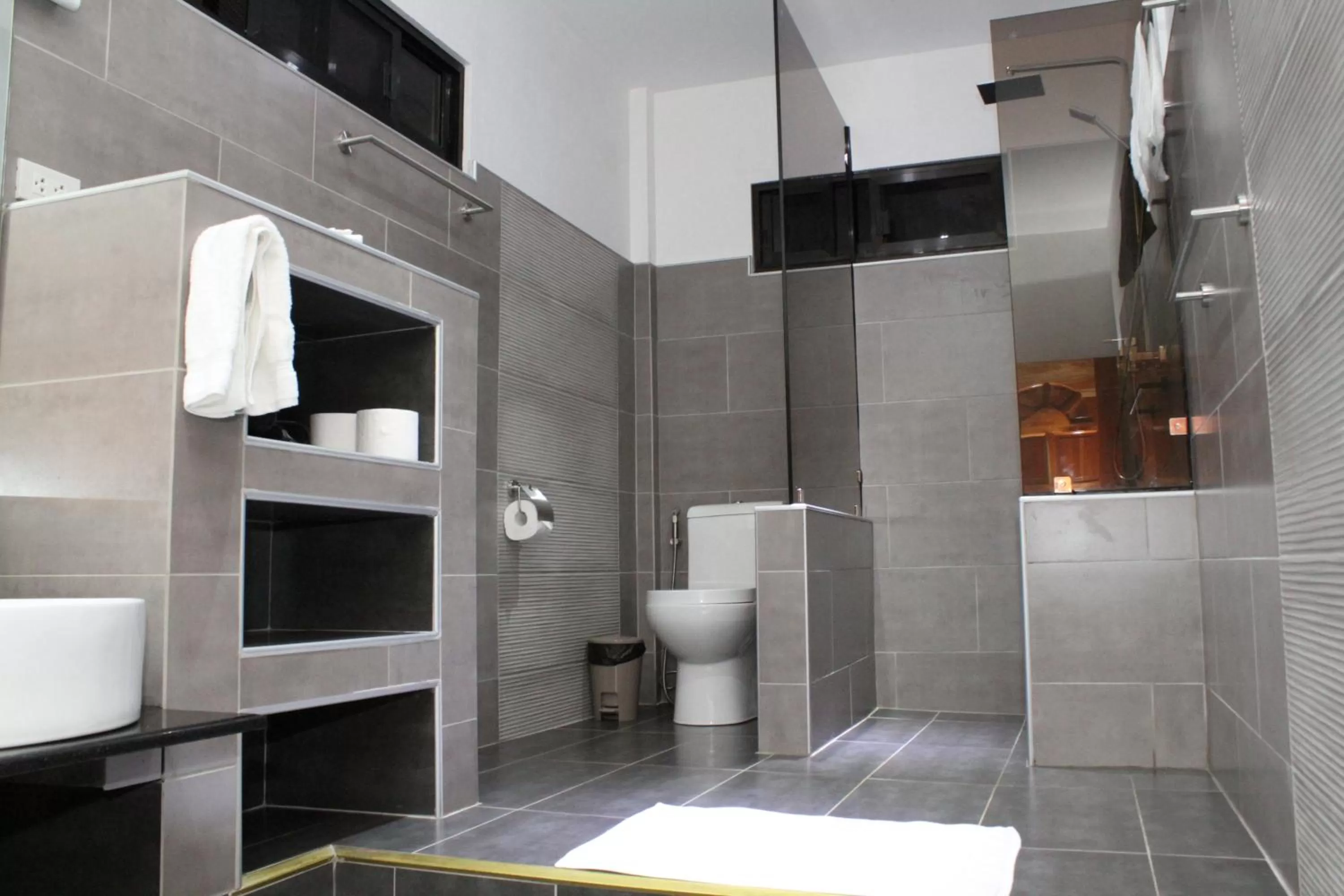 Bathroom in Alona's Coral Garden Resort (Adult-Only)