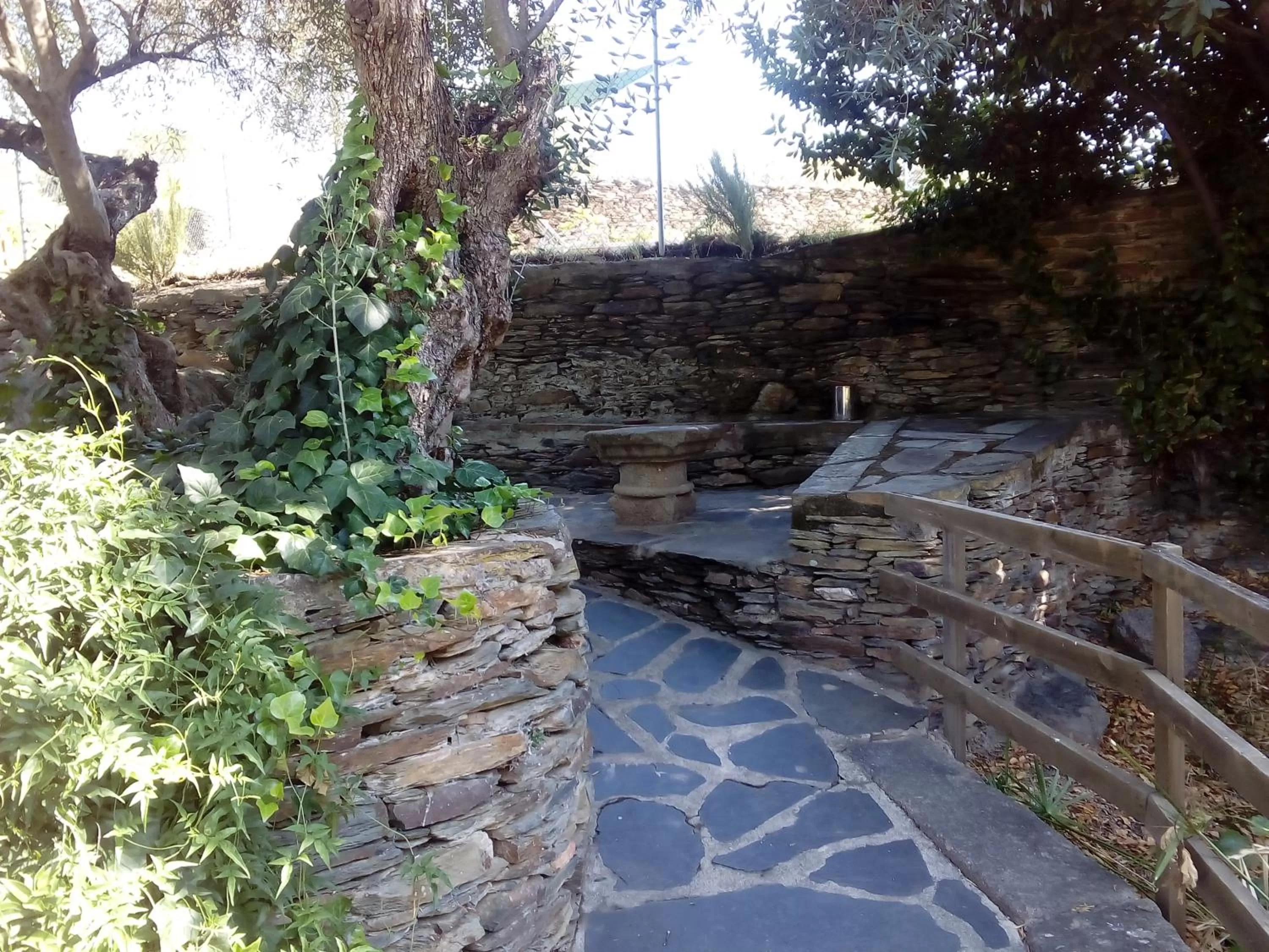 Garden in Hotel Conventual de Alcántara