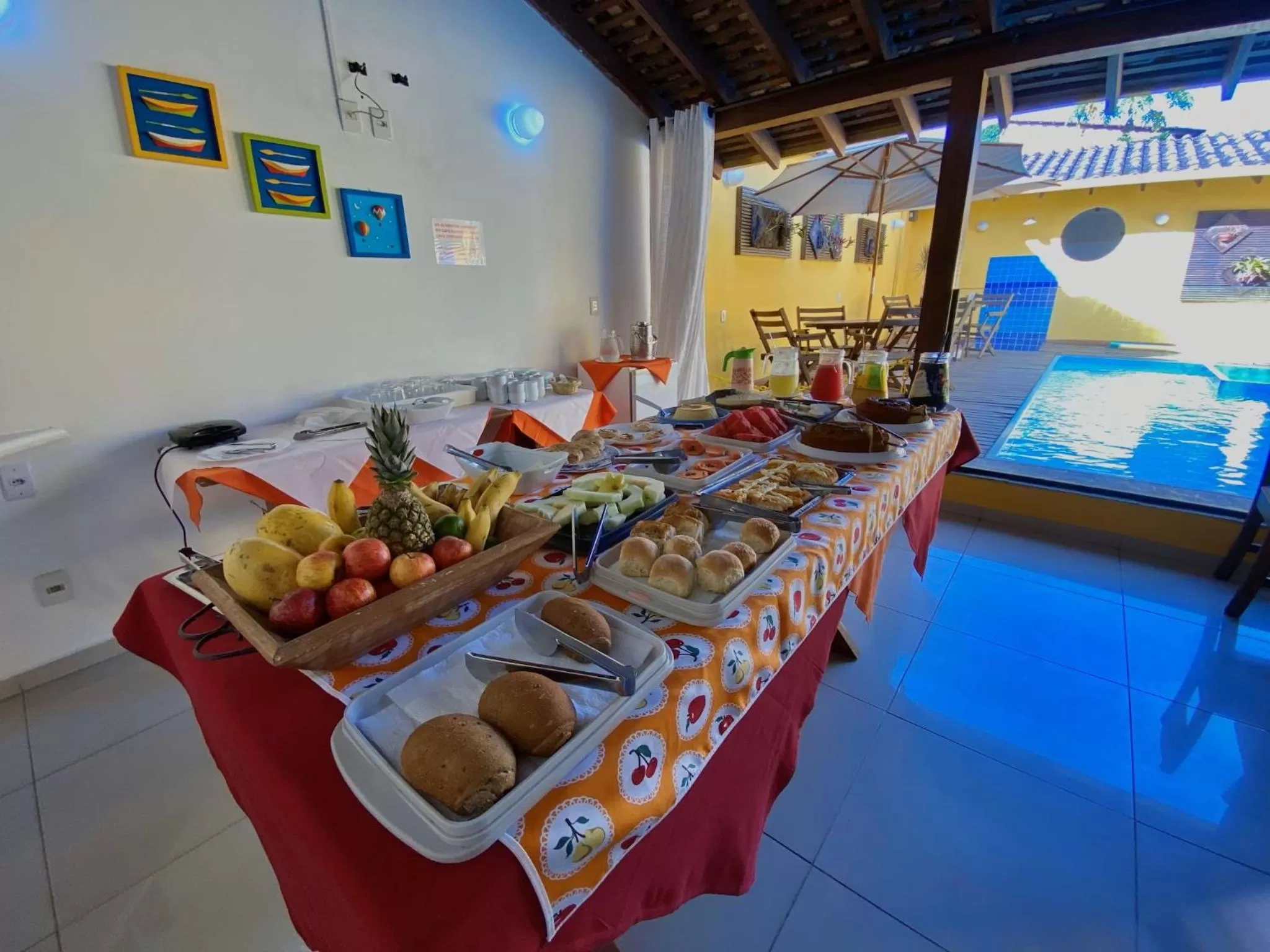 Buffet breakfast in Pousada Maravilha de Paraty