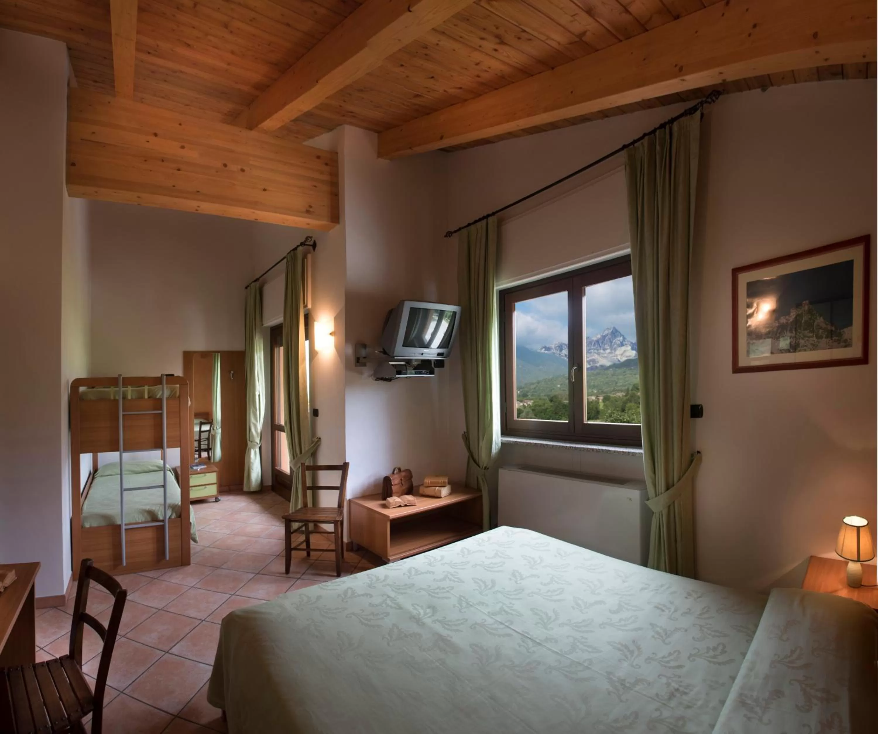 Photo of the whole room, Bed in Hotel la Colletta