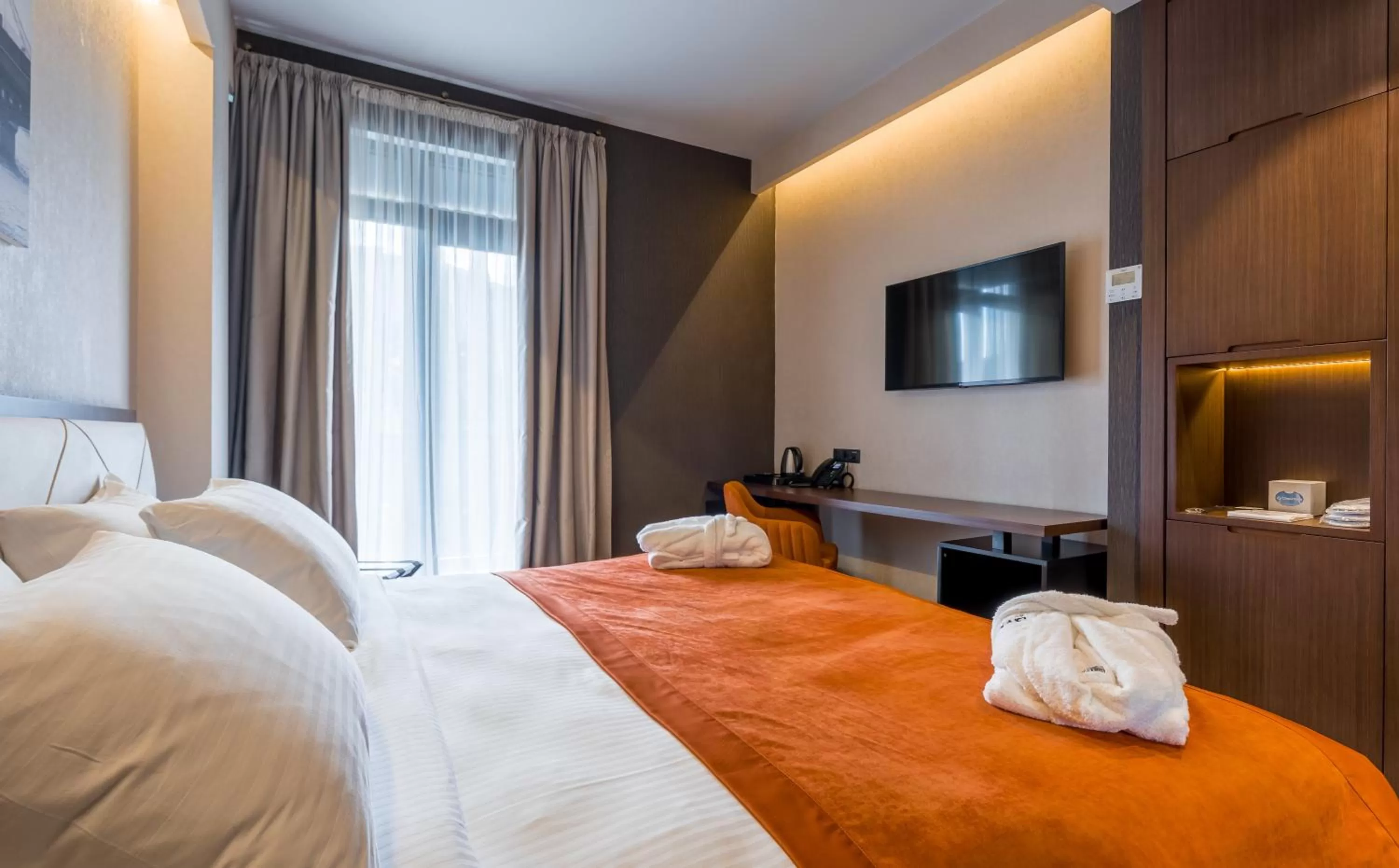 Coffee/tea facilities, Bed in Bridge Hotel