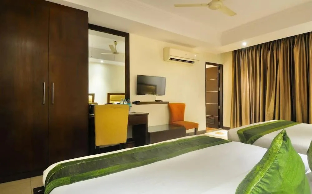 Bed in Zenith Hotel - Delhi Airport