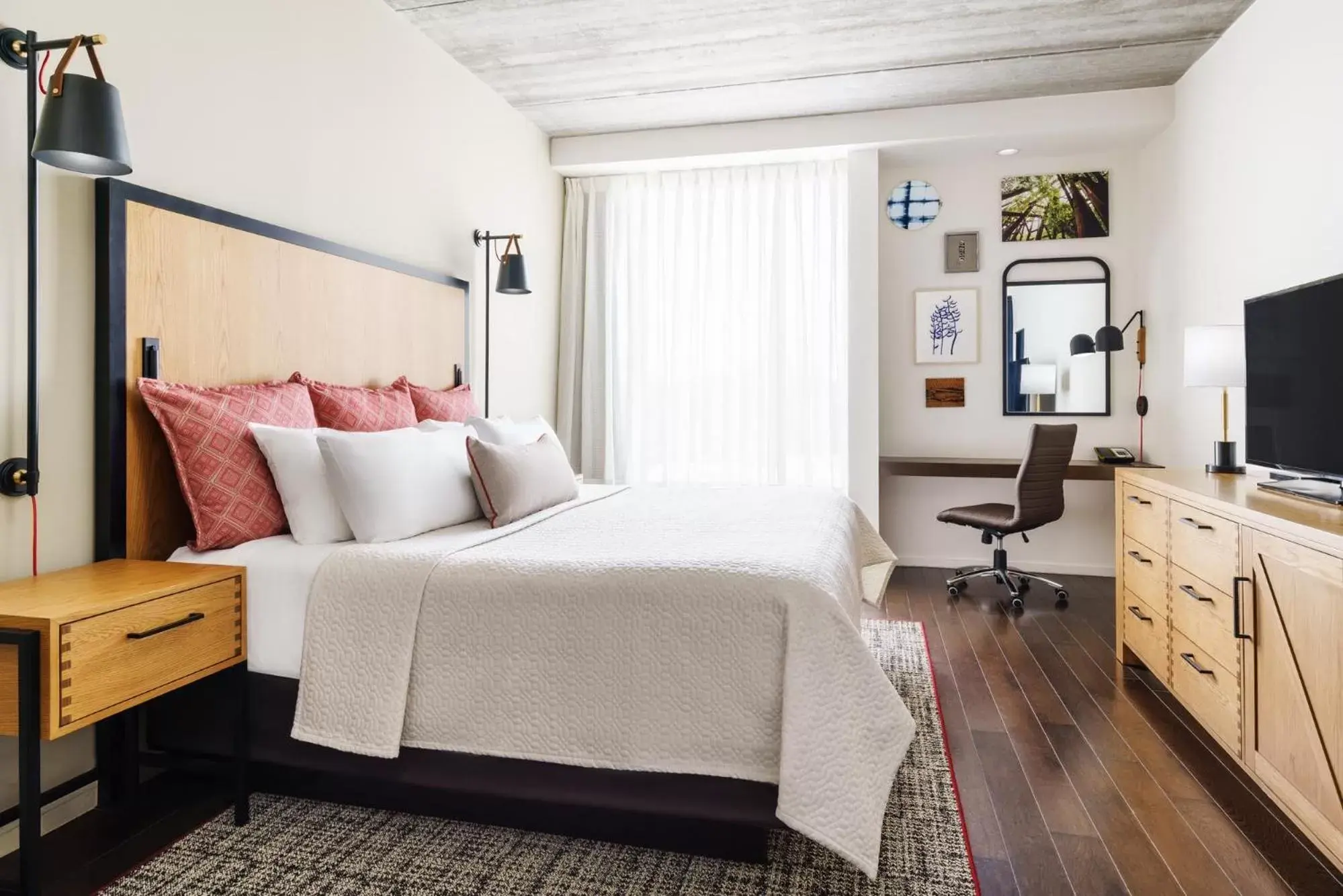 Standard Room in Hotel Indigo Athens - University Area, an IHG Hotel Standard Room in Hotel Indigo Athens - University Area, an IHG Hotel