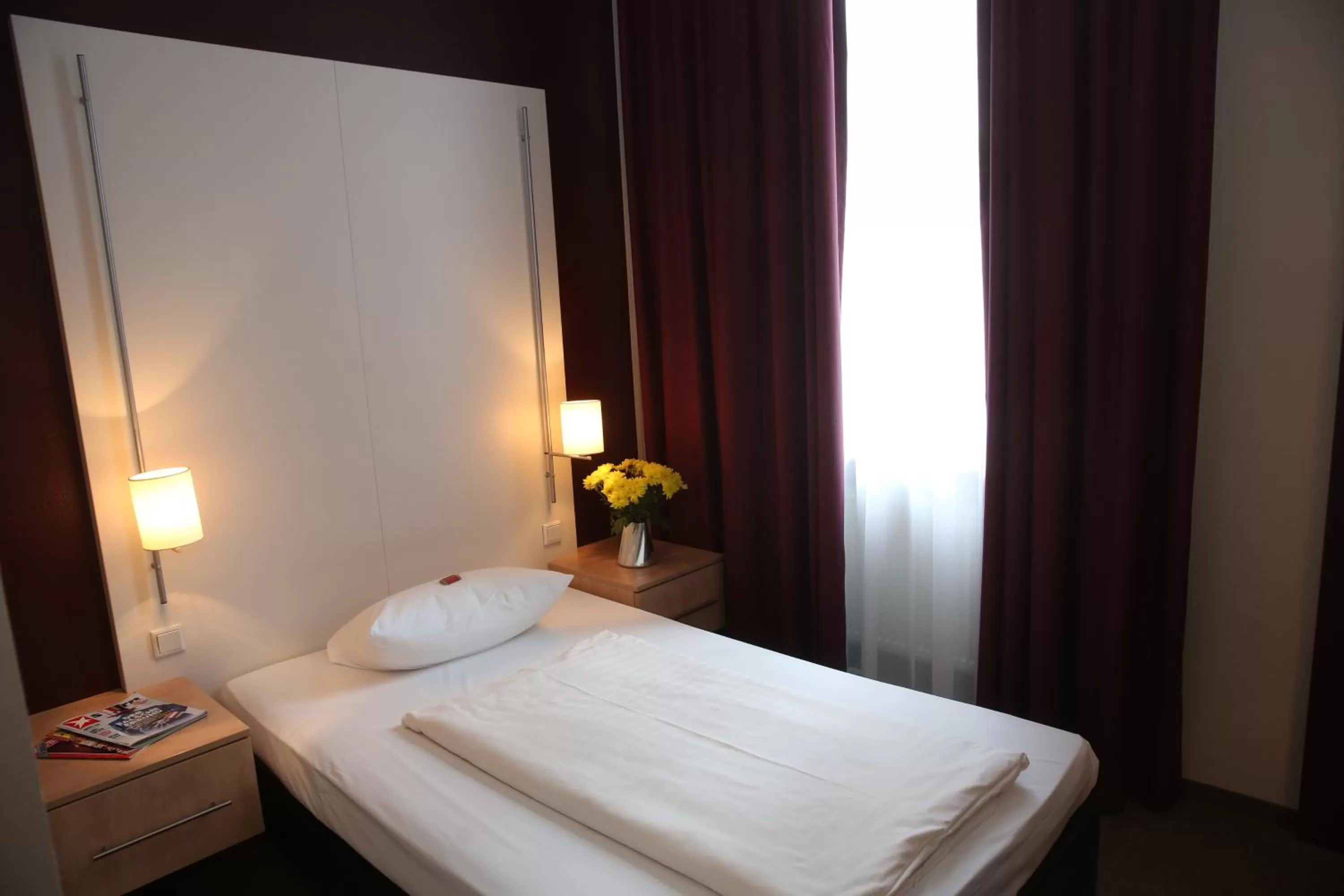 Photo of the whole room, Bed in Hotel Columbus