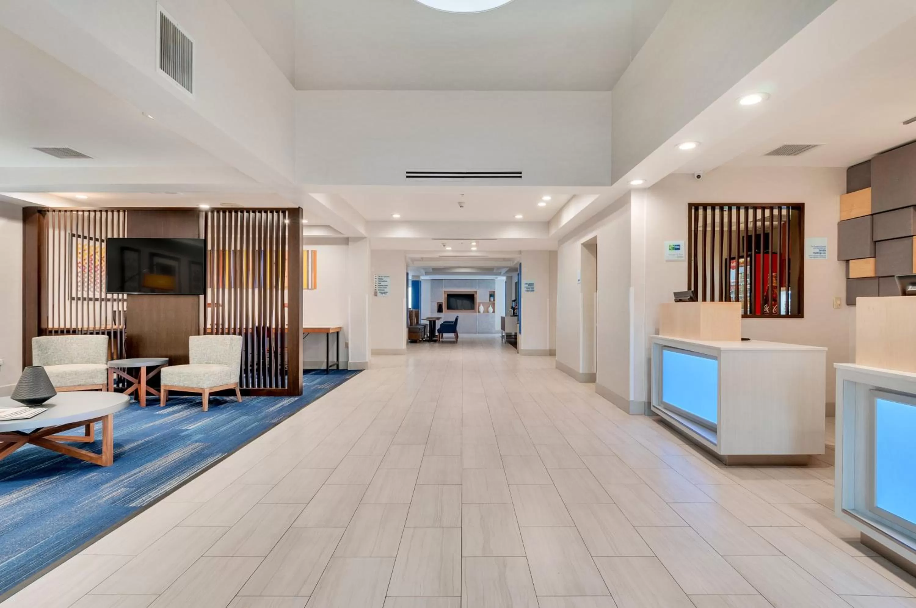 Property building in Holiday Inn Express Hotel & Suites Lake Elsinore by IHG