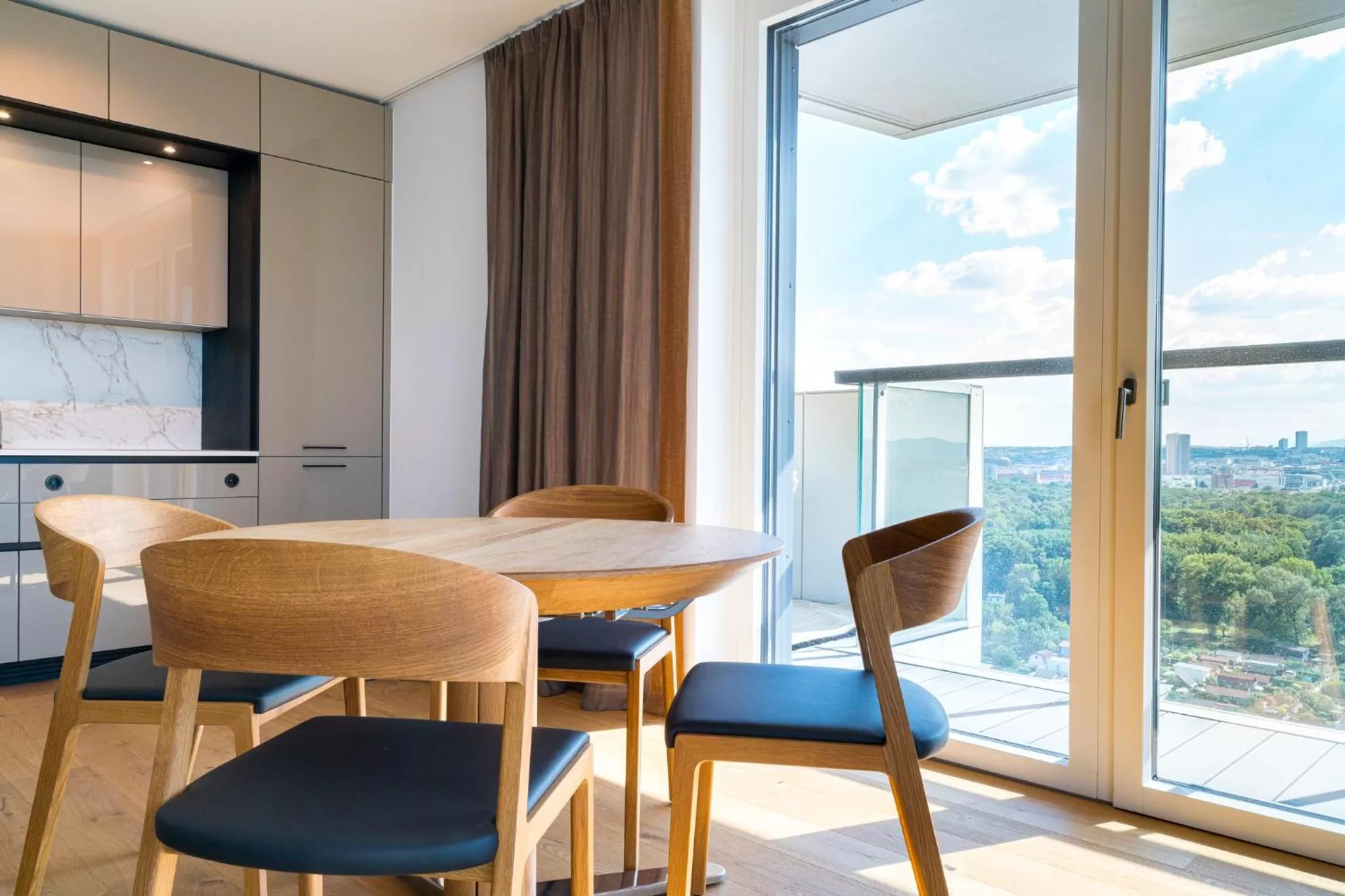 Vienna Residence, Marina Tower - Danube