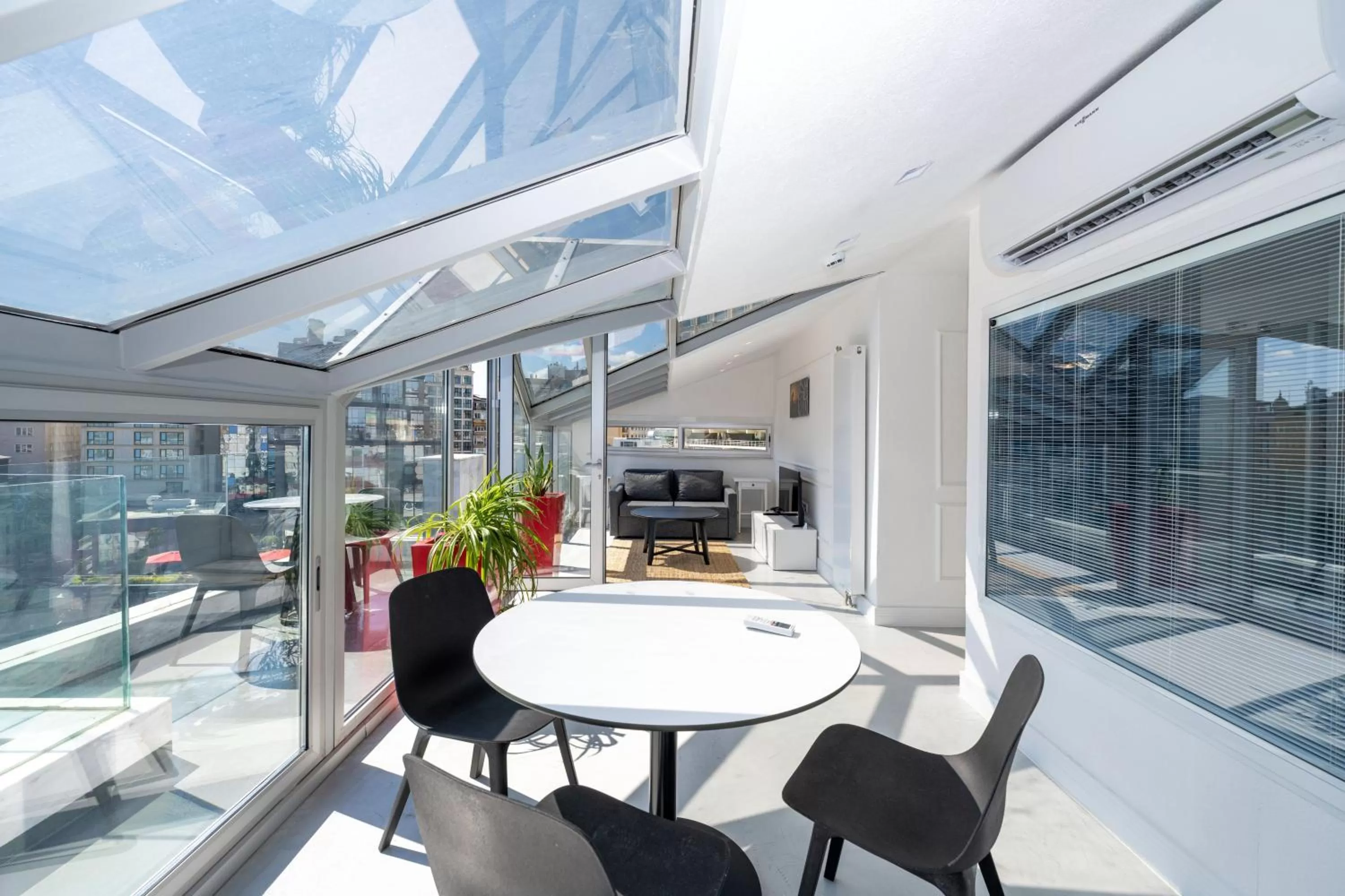 Kitchen or kitchenette in Juno Hotel Taksim