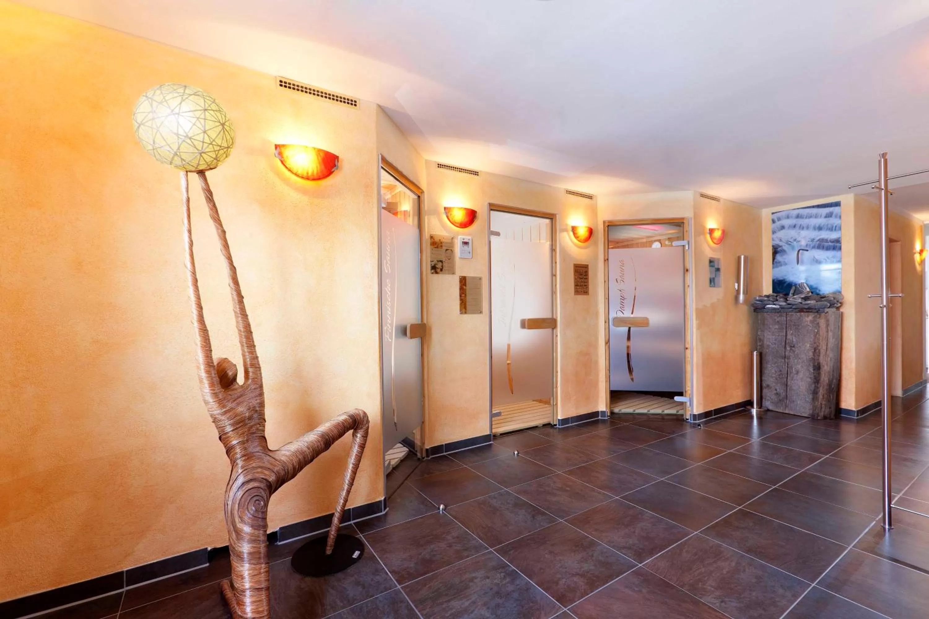 Decorative detail in Hotel Sonne