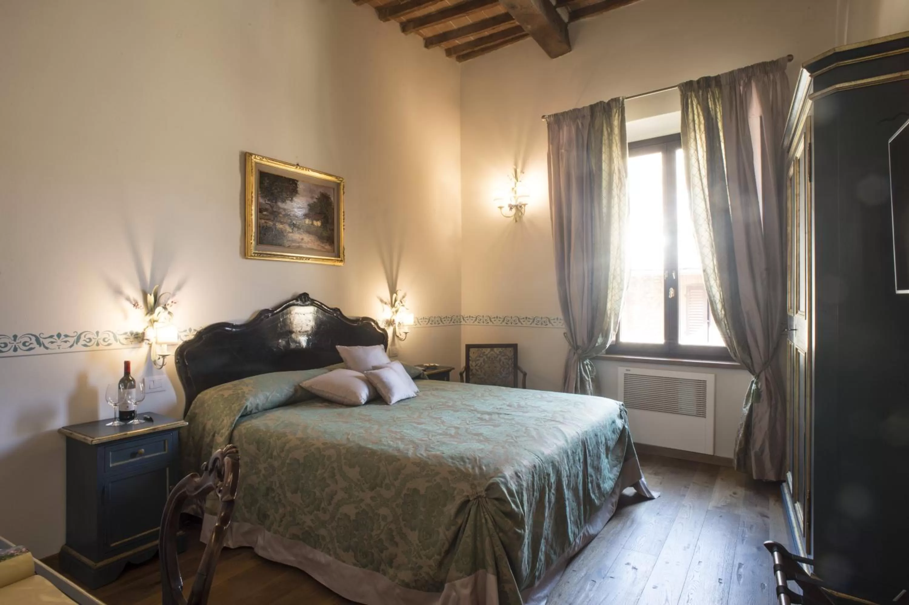 Bed in Palazzo Pacini