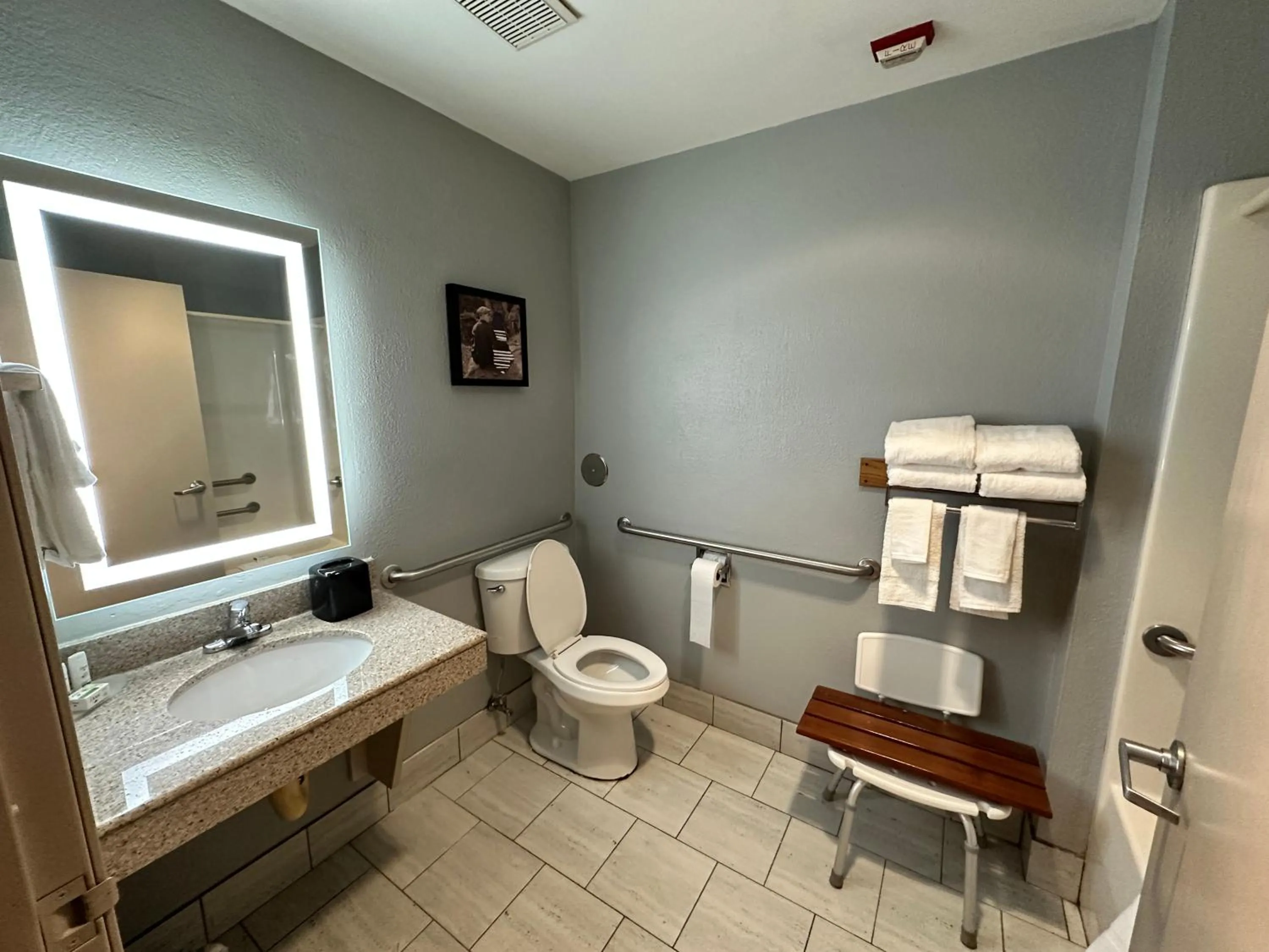 Bathroom in Quality Inn Reedsburg
