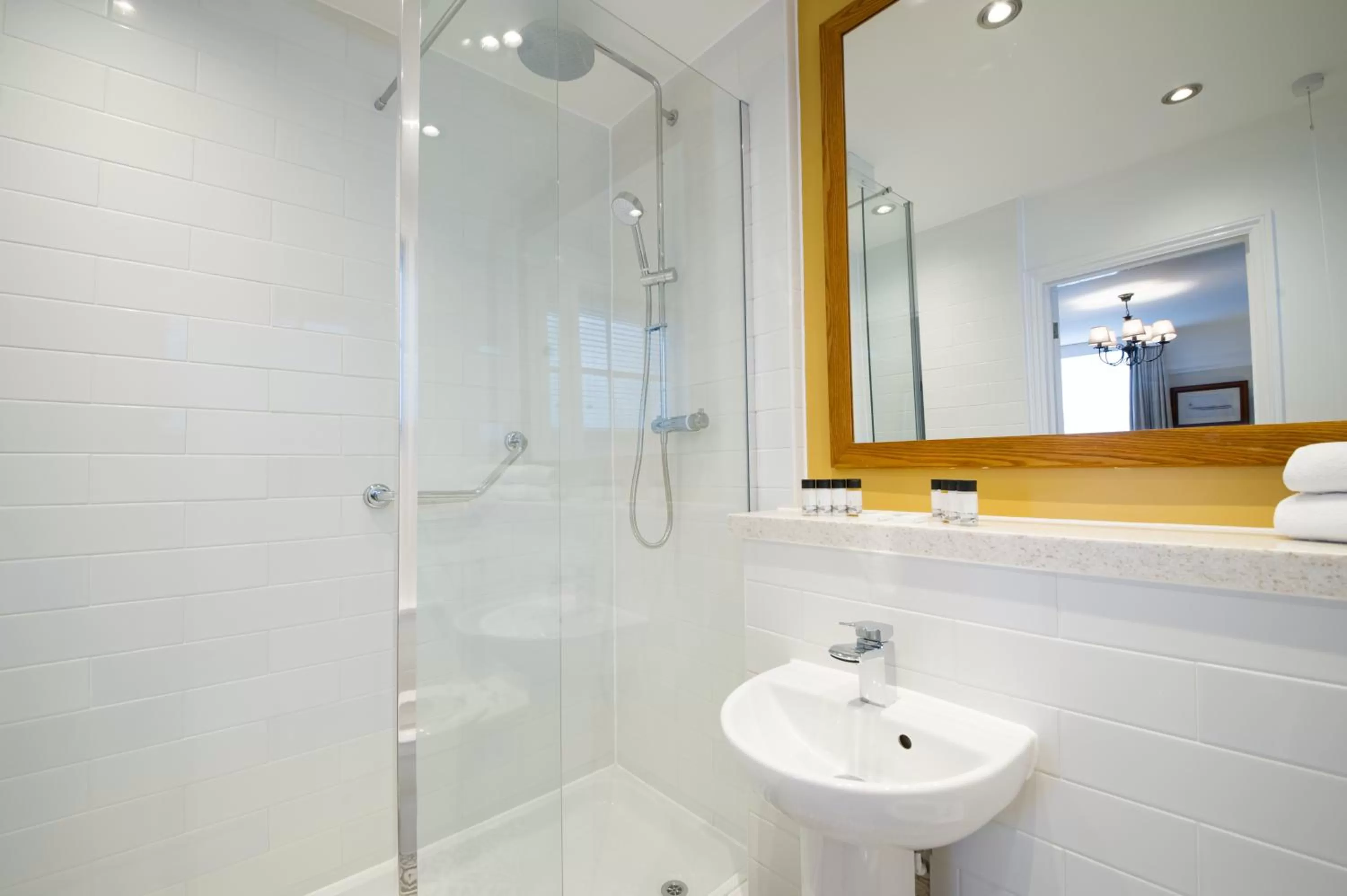 Bathroom in The Colney Fox by Innkeeper's Collection
