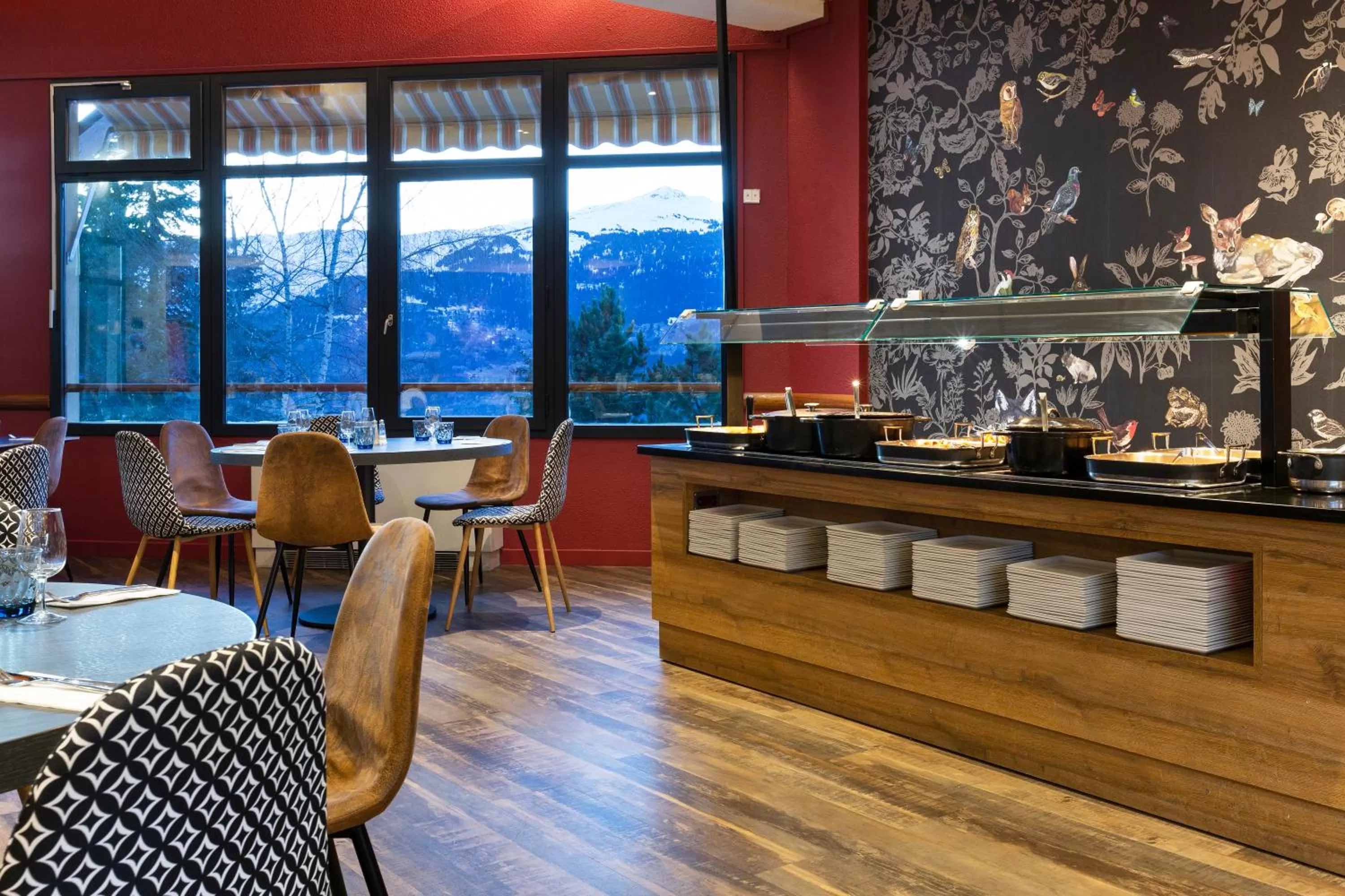 Restaurant/places to eat in SOWELL Family La Lauzière