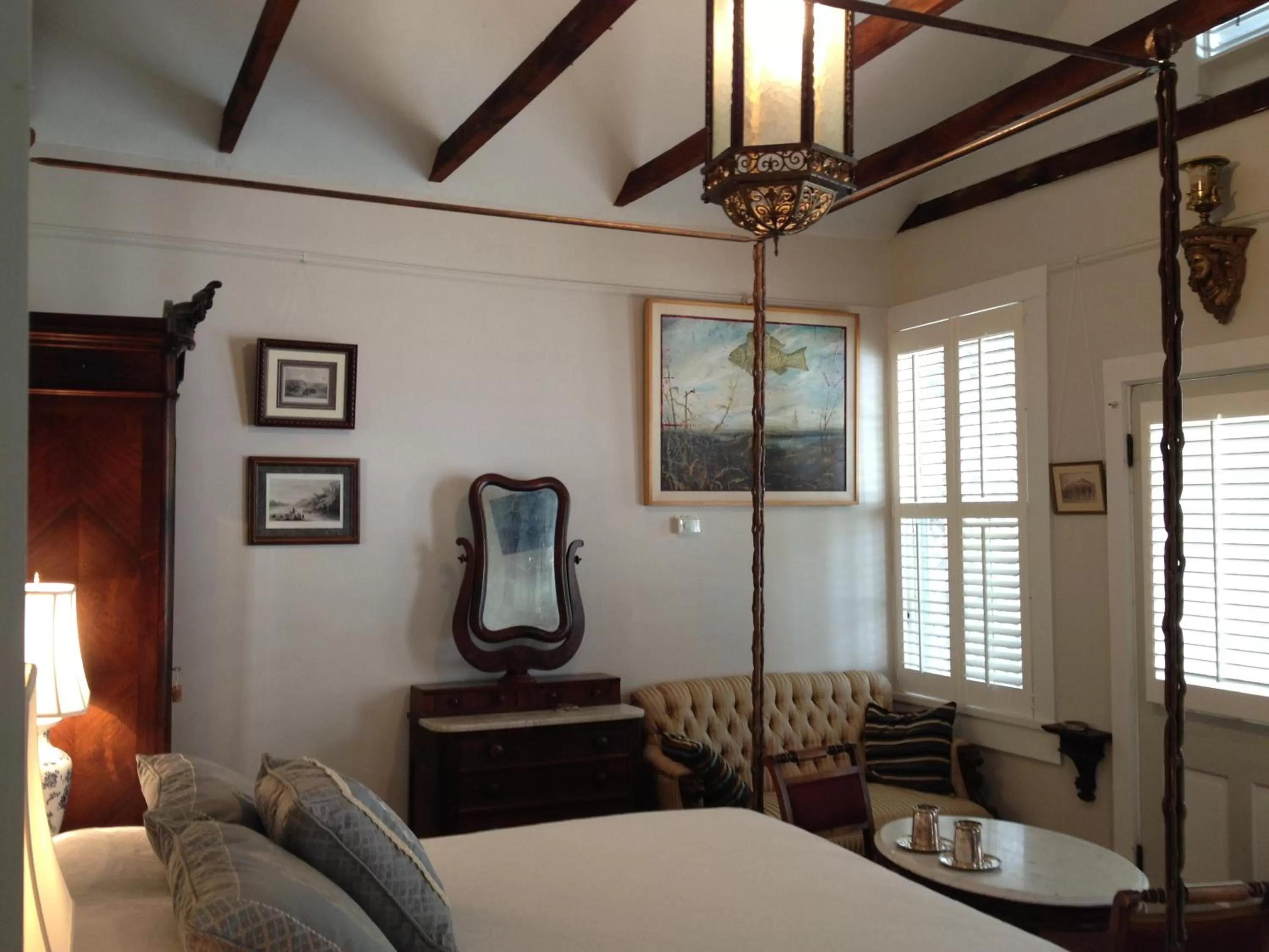 Bed, Seating Area in Stone House Musical B&B