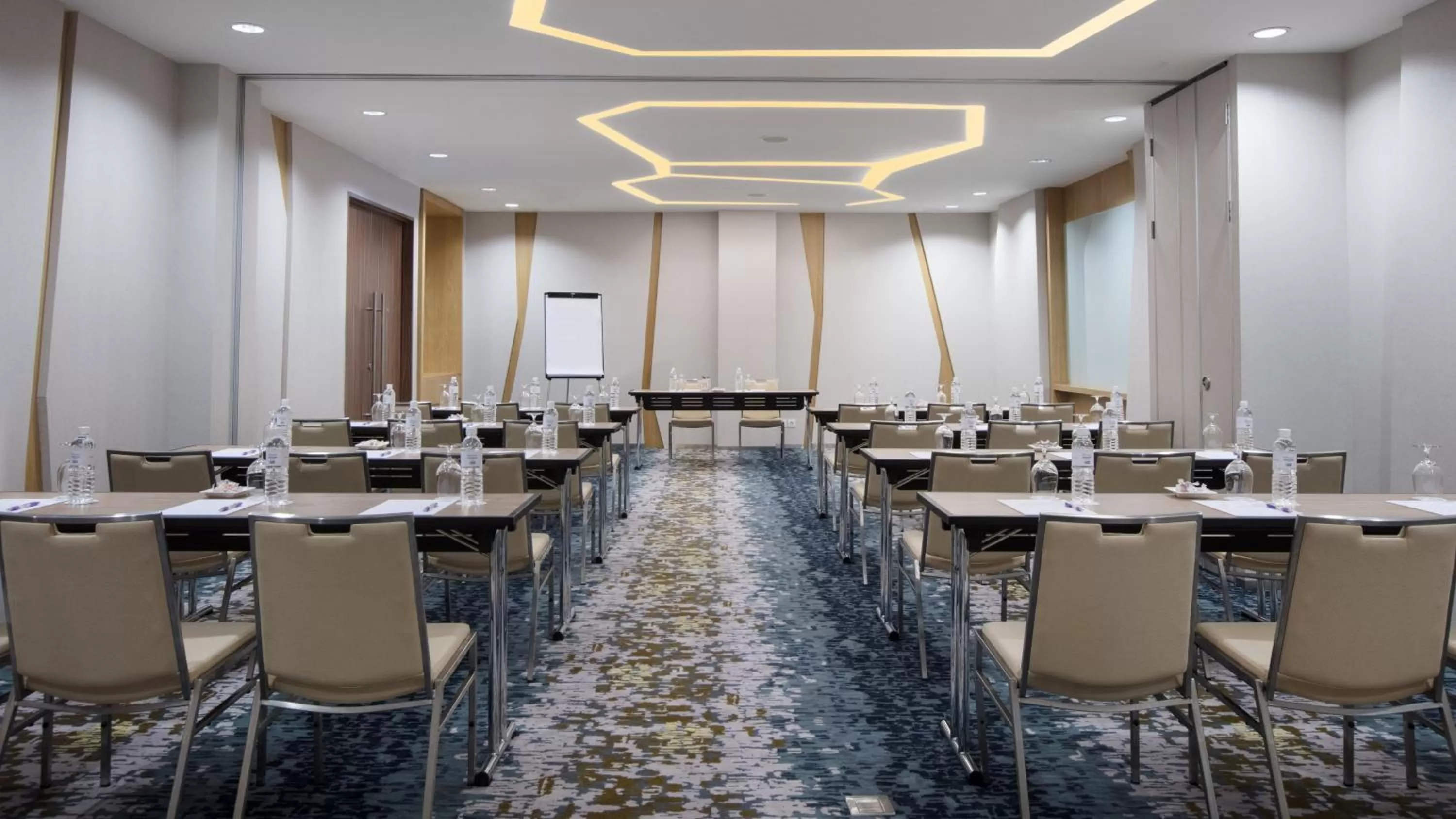 Meeting/conference room in Holiday Inn Resort Baruna Bali by IHG