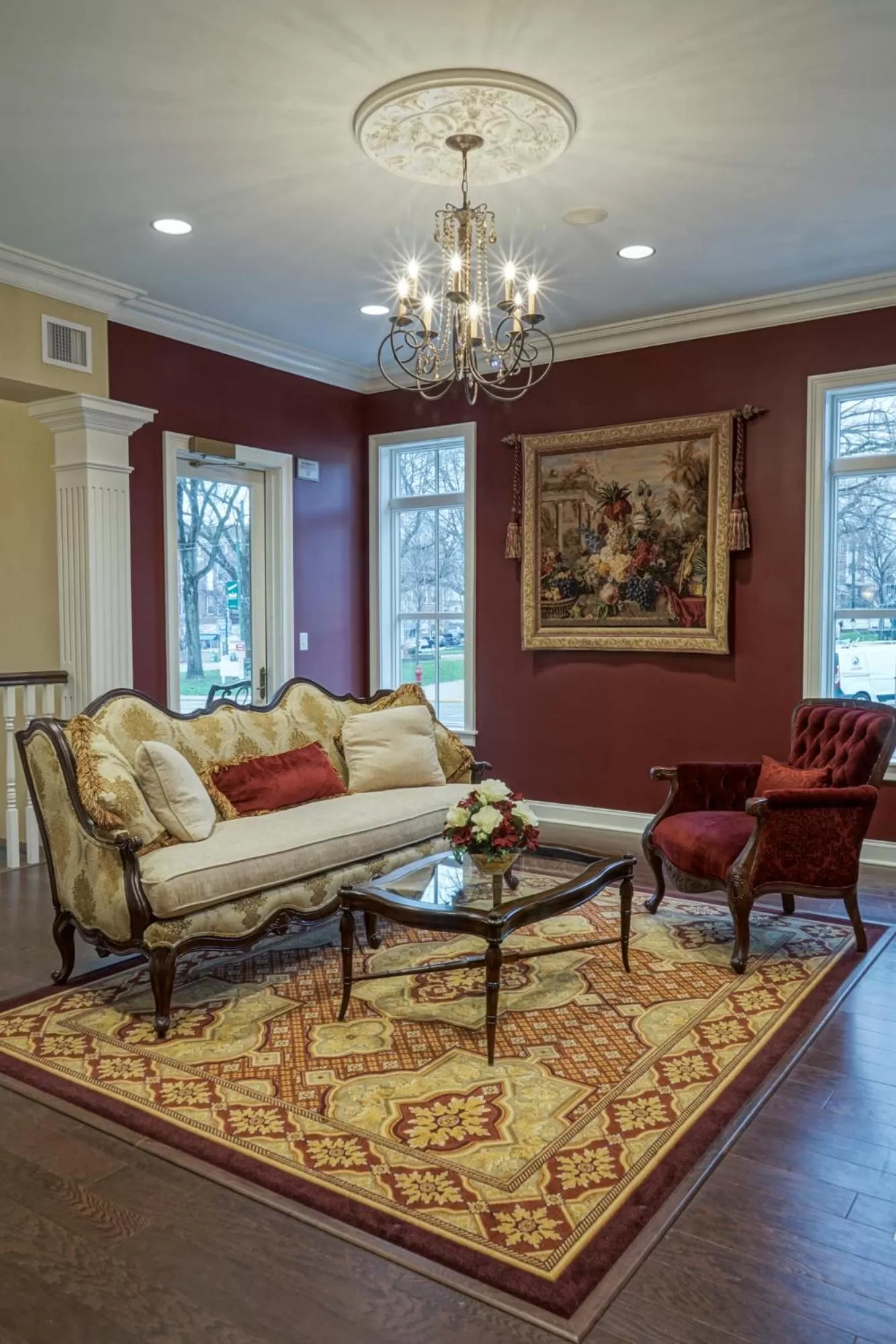 Seating area in The Mount Vernon Grand Hotel
