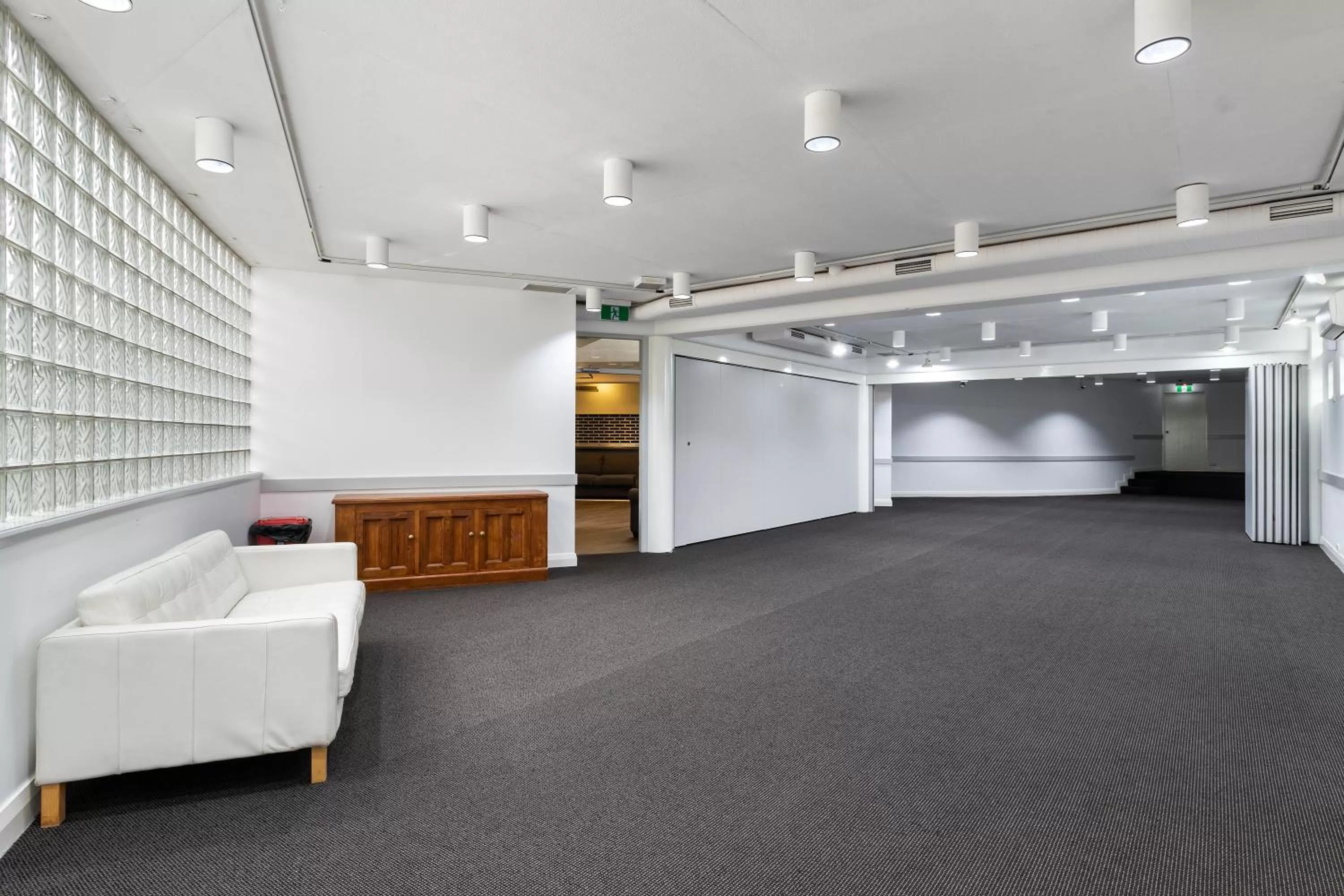 Meeting/conference room in Mantra Bathurst
