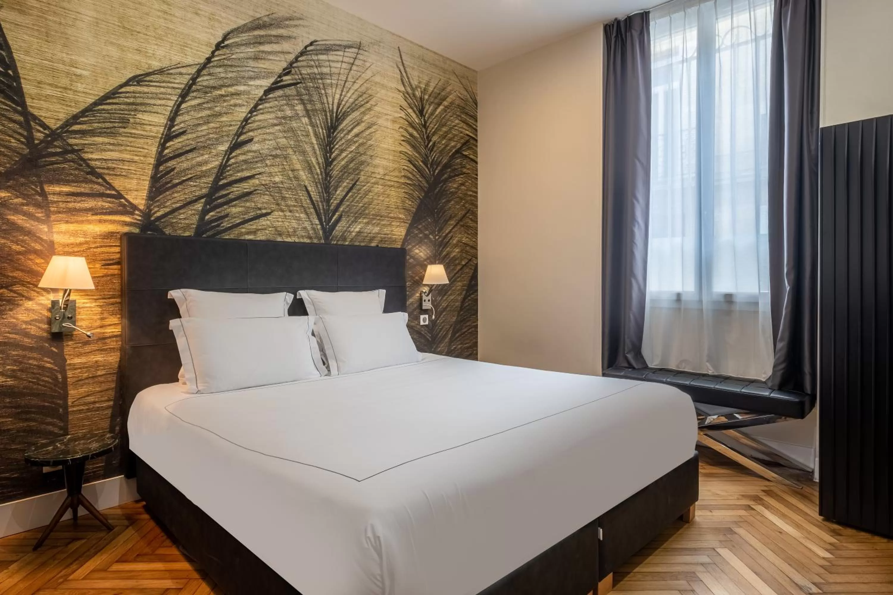 Photo of the whole room, Bed in Le Palais Gallien Hôtel & Spa