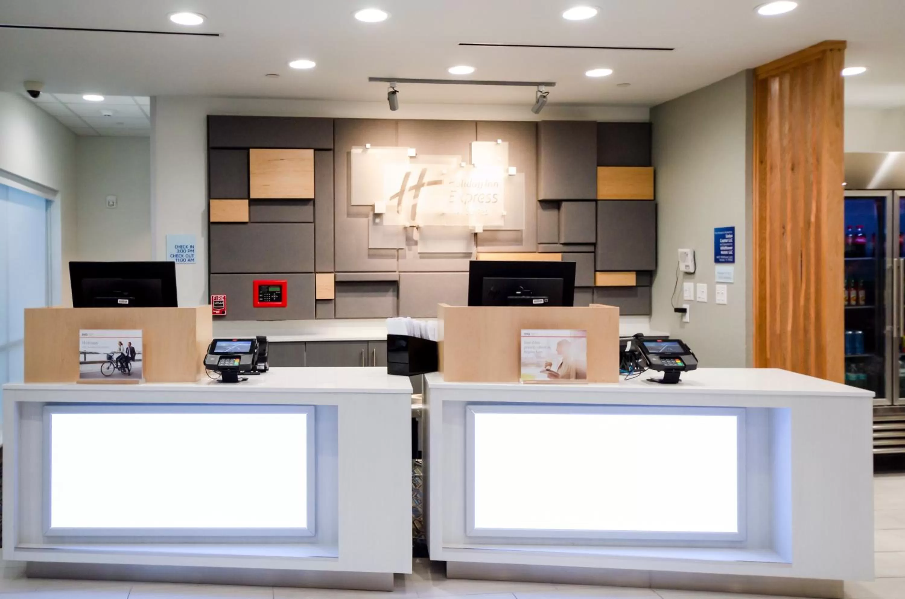 Property building in Holiday Inn Express & Suites Taylor by IHG