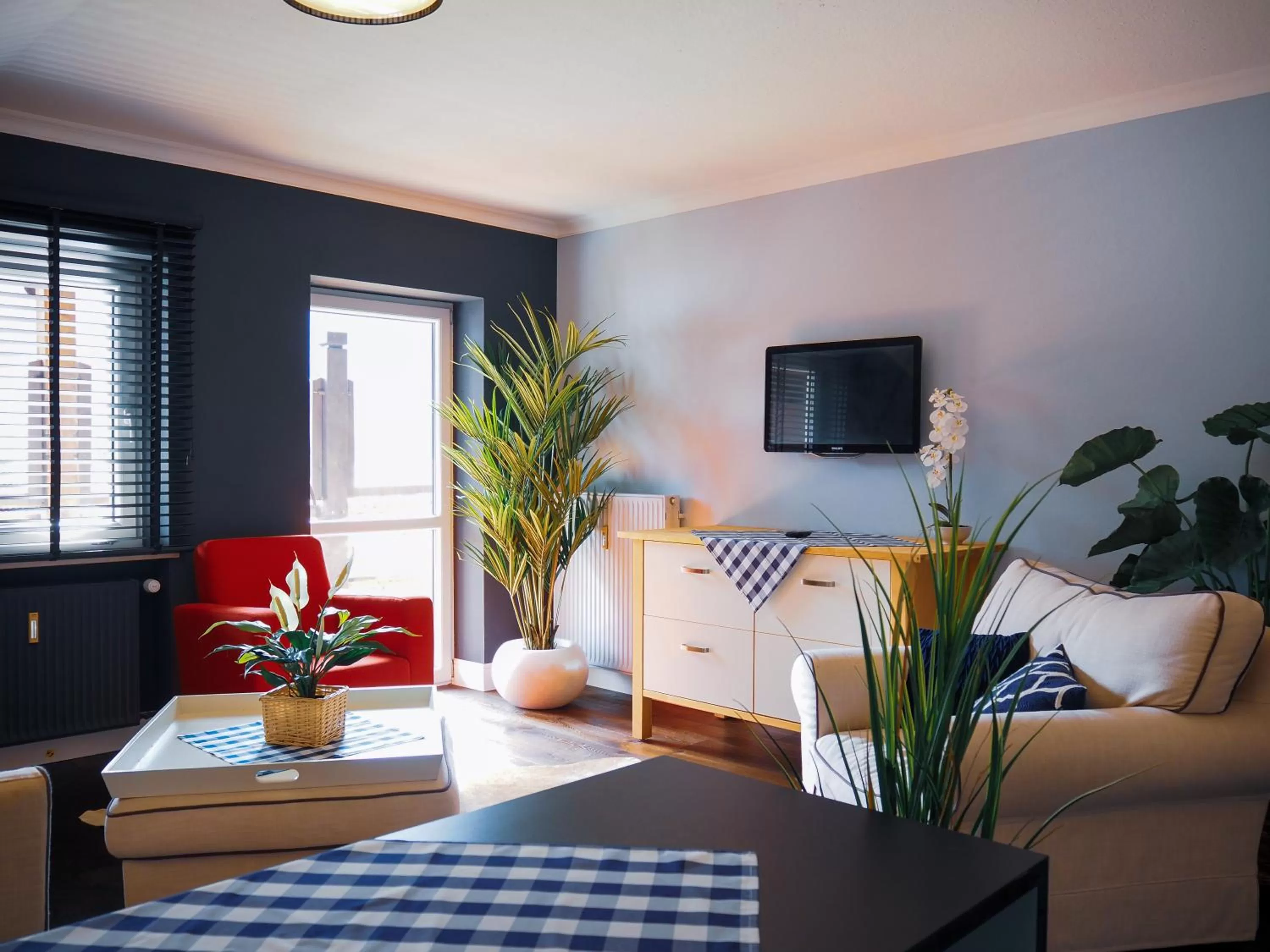 Living room, TV/Entertainment Center in Sauna & Whirlpool - ALPENLIEBE APARTments