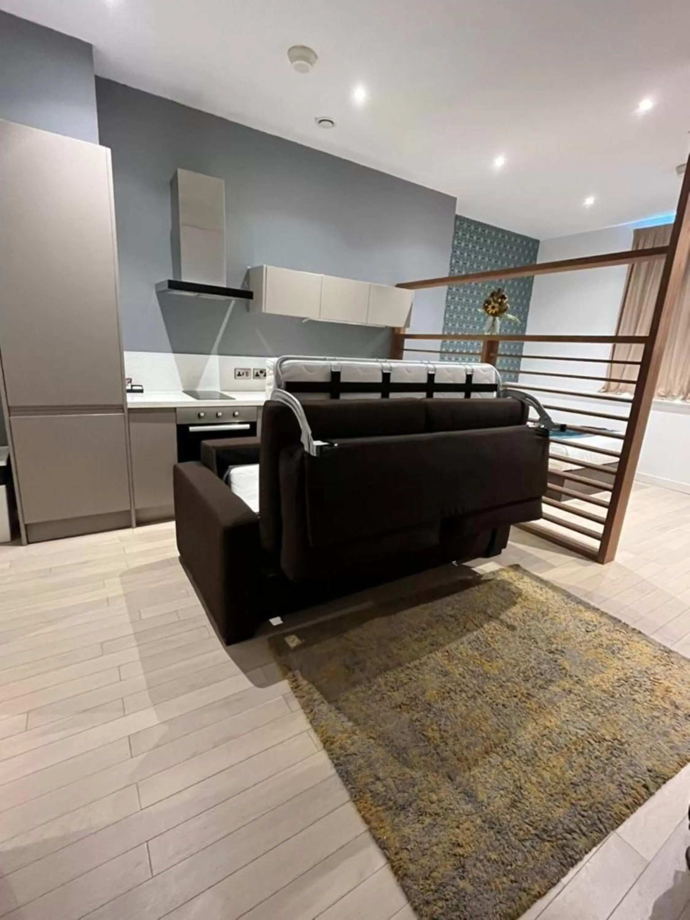 Kitchen or kitchenette in Terlon Apartments