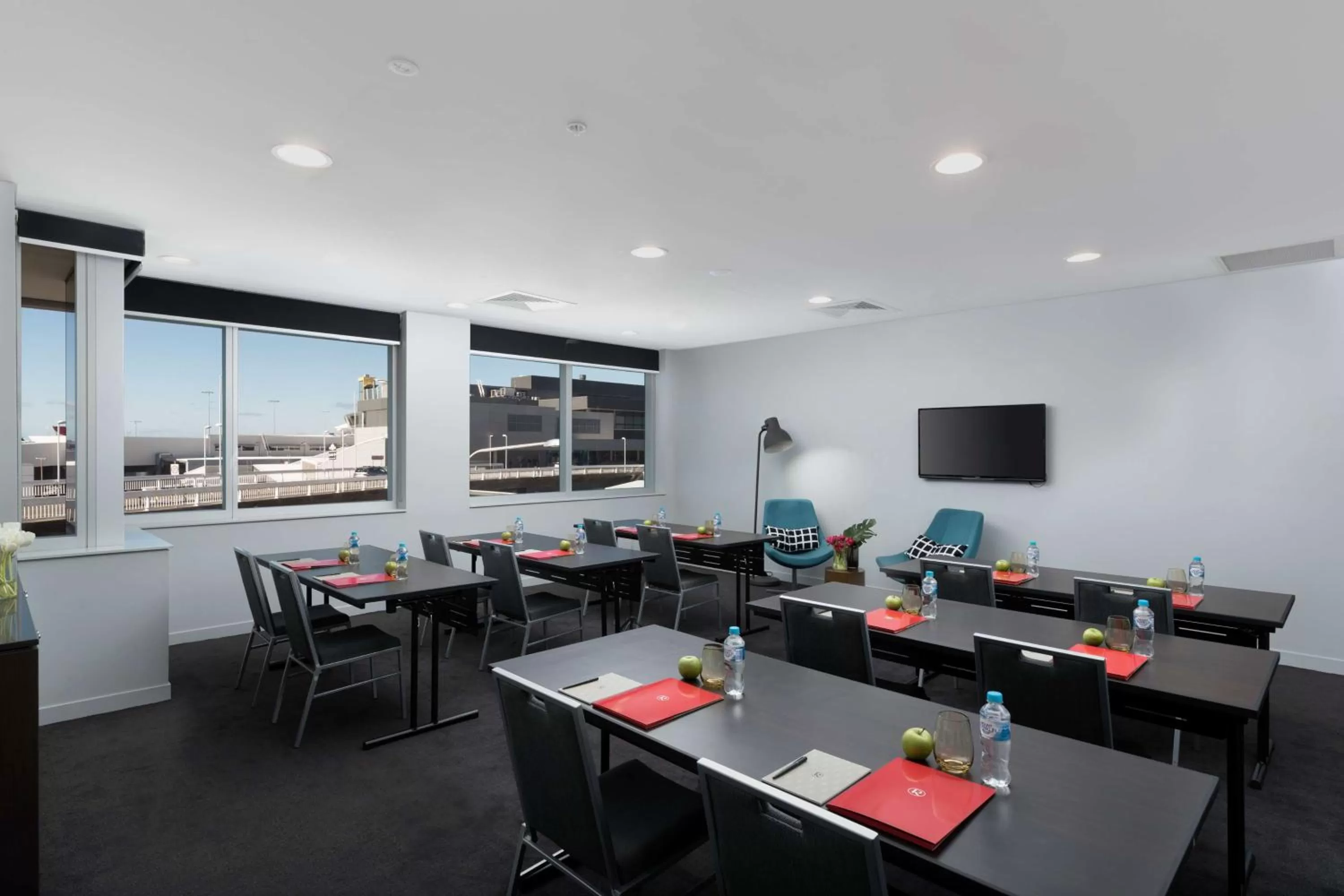 Meeting/conference room in Rydges Sydney Airport Hotel
