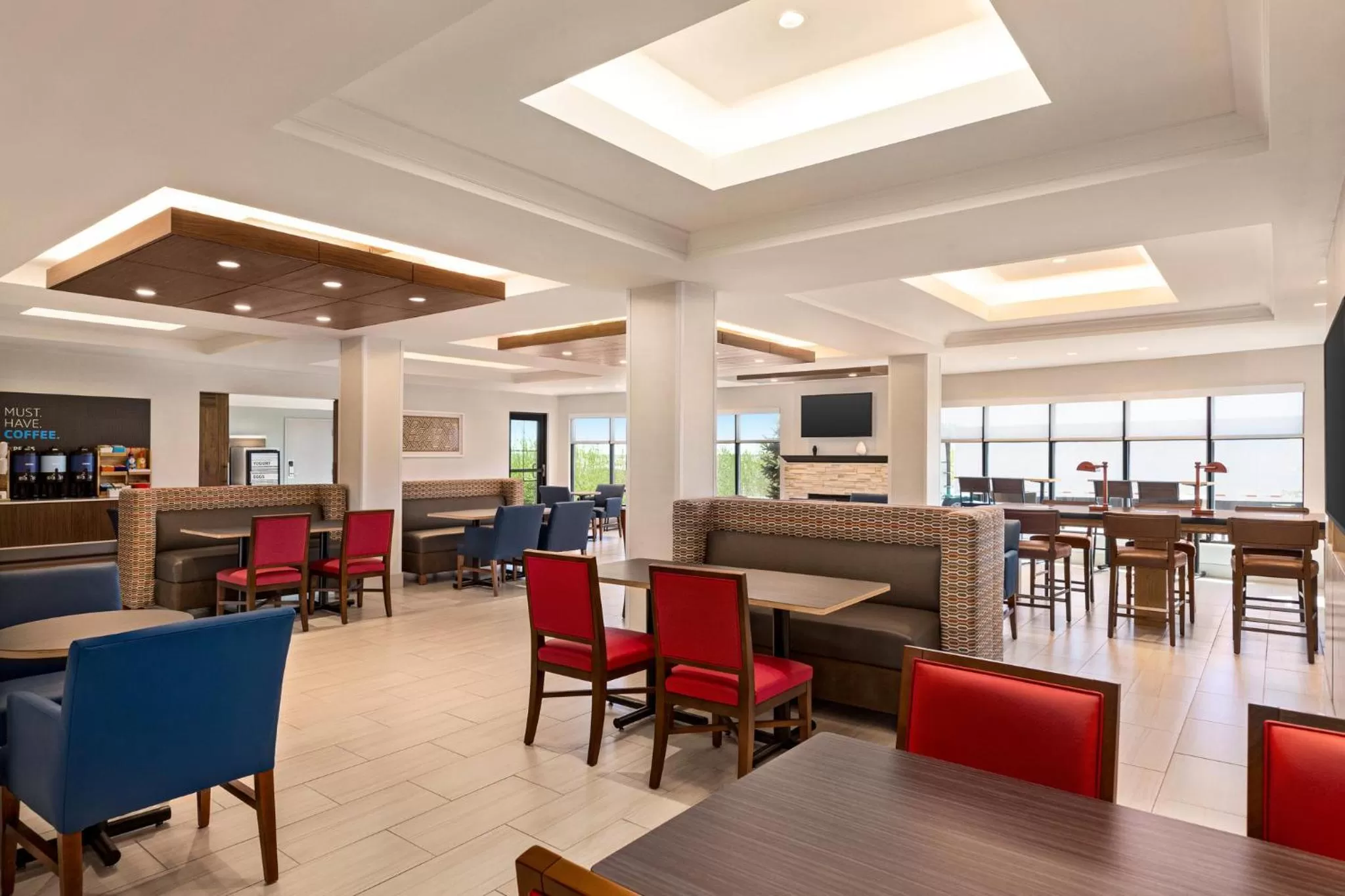 Breakfast in Holiday Inn Express & Suites Denver Airport by IHG