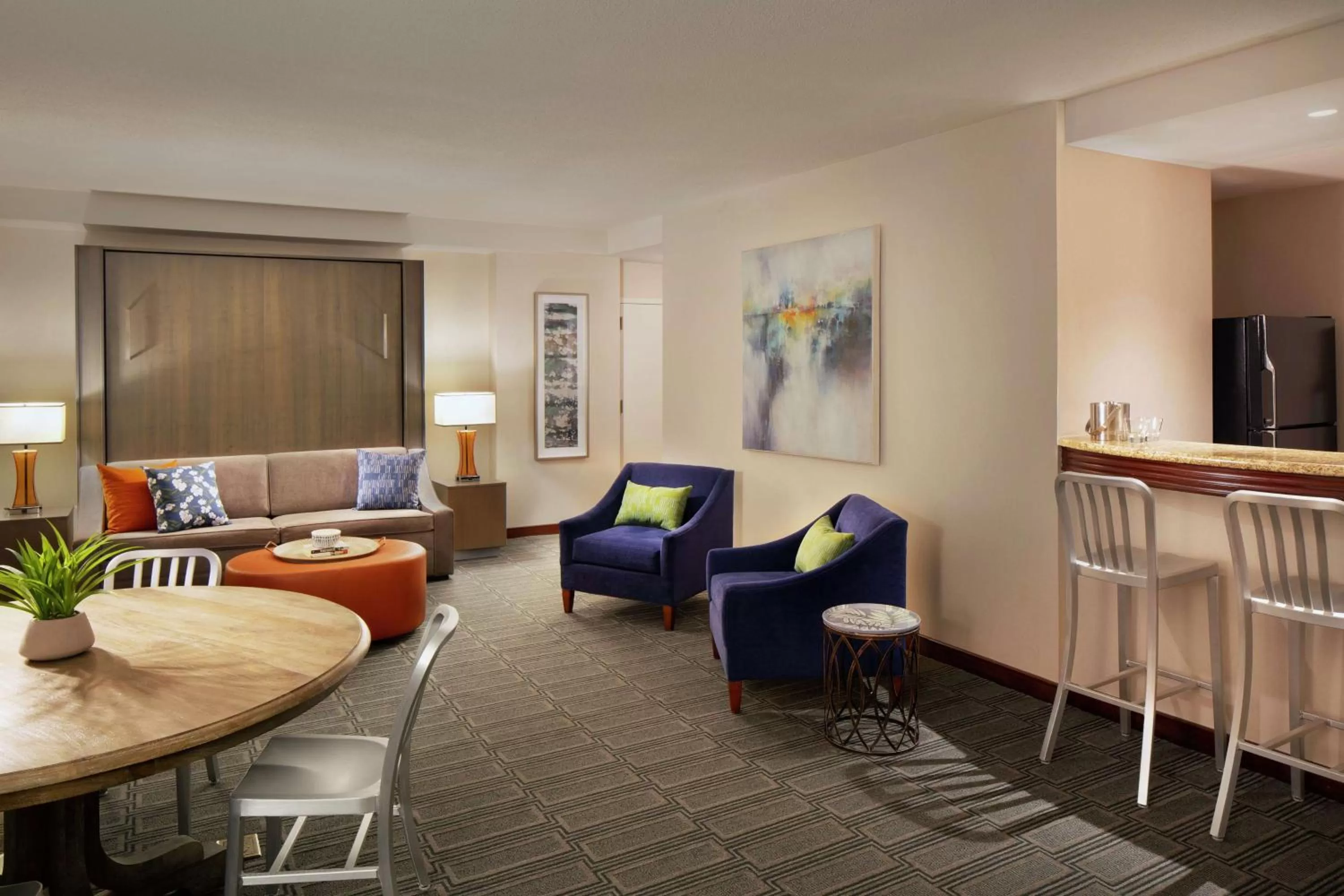 King Suite in Hilton Philadelphia at Penn's Landing