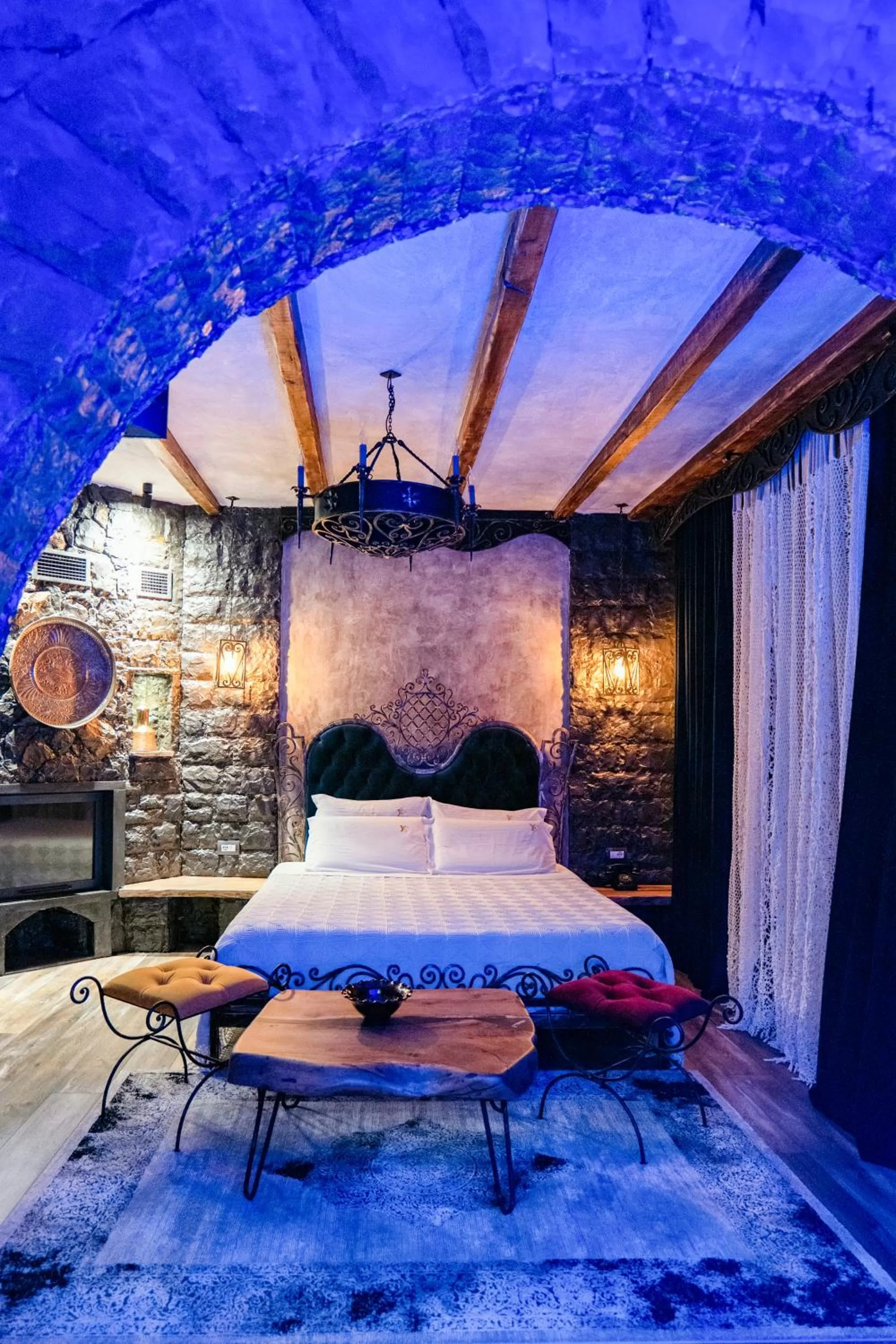 Bed in Vila Eden Boutique Hotel