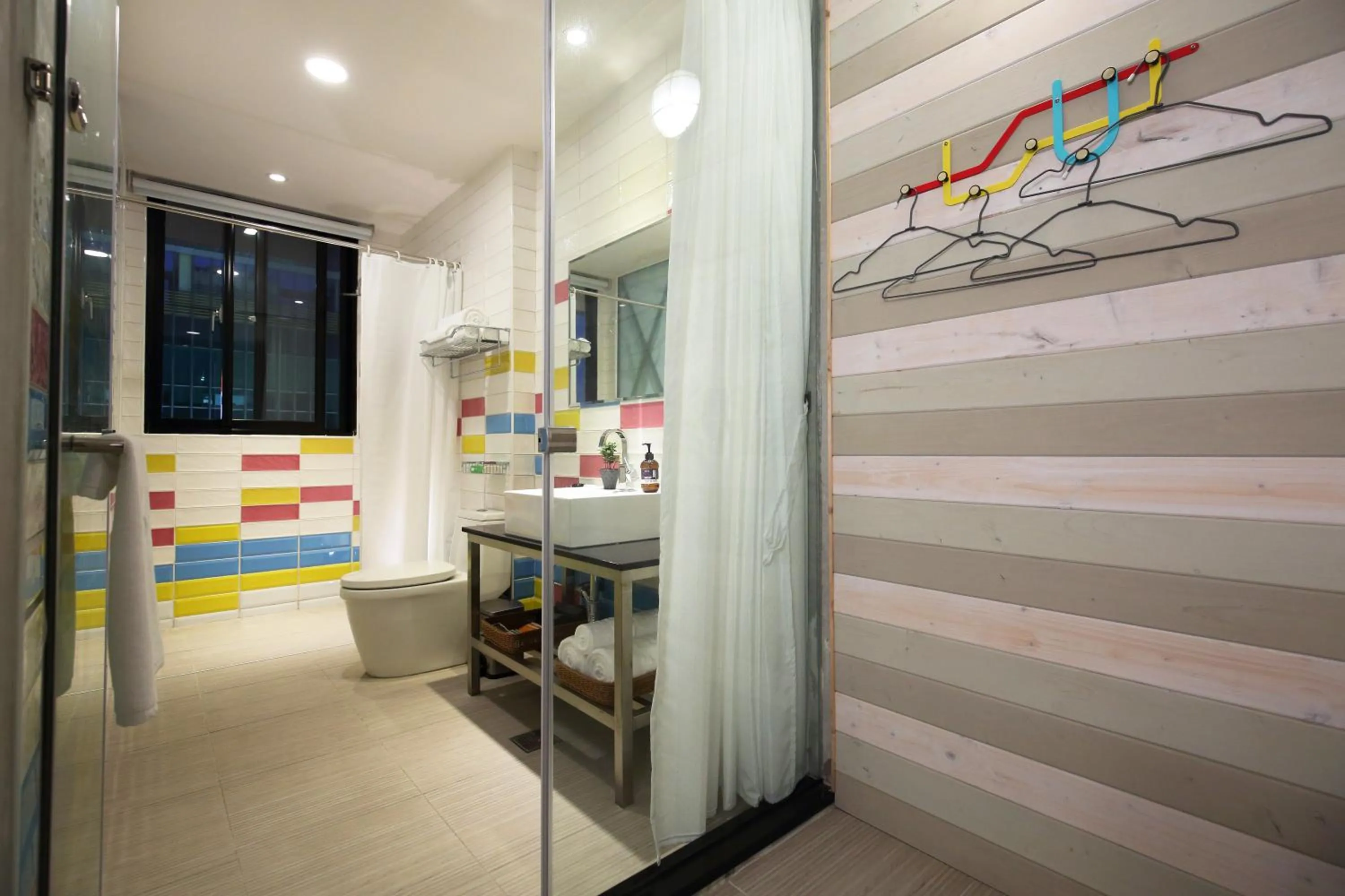 指南針民宿2178 & 工殿民宿2182