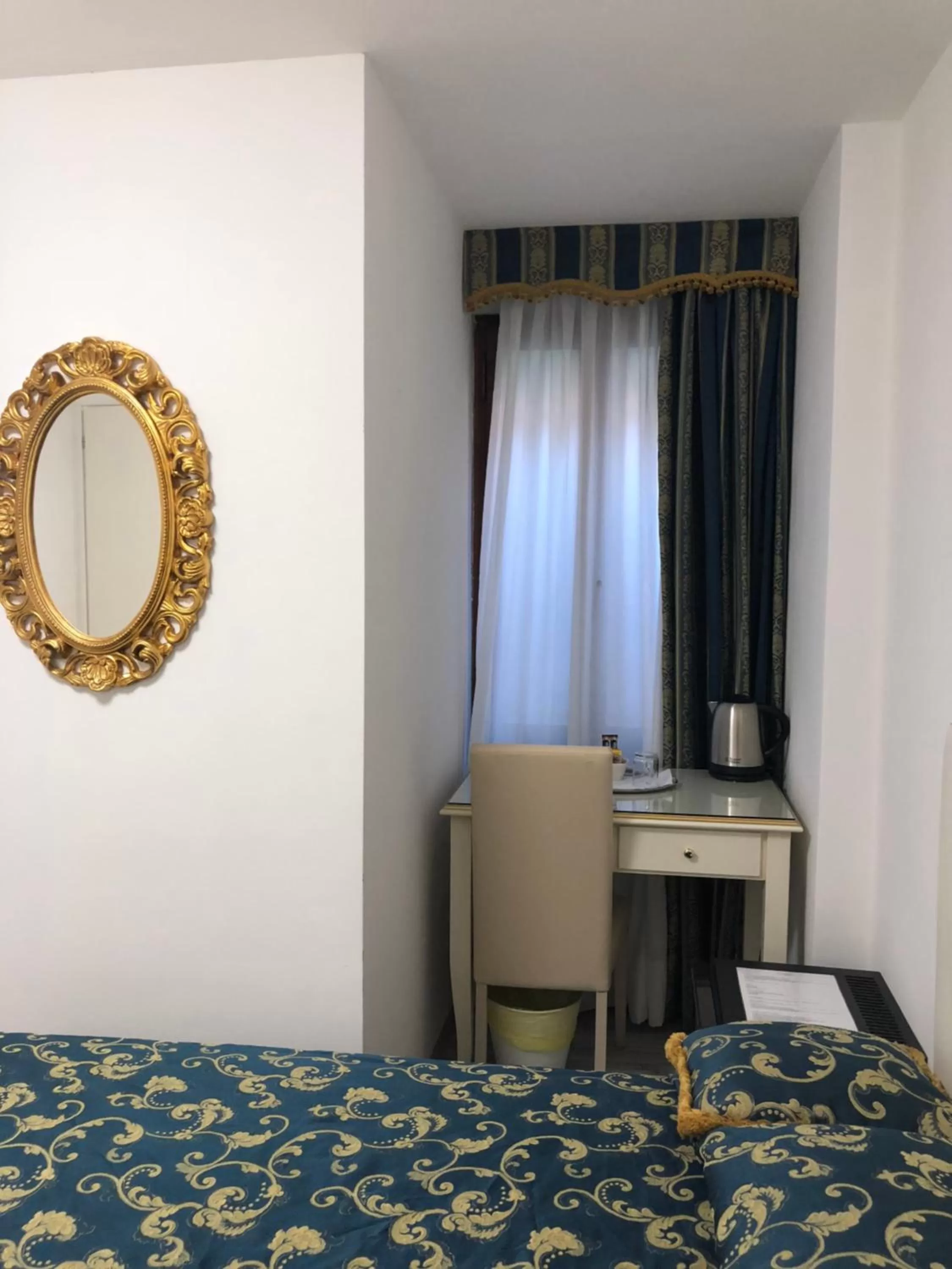 Coffee/tea facilities, Bed in Al Mascaron Ridente