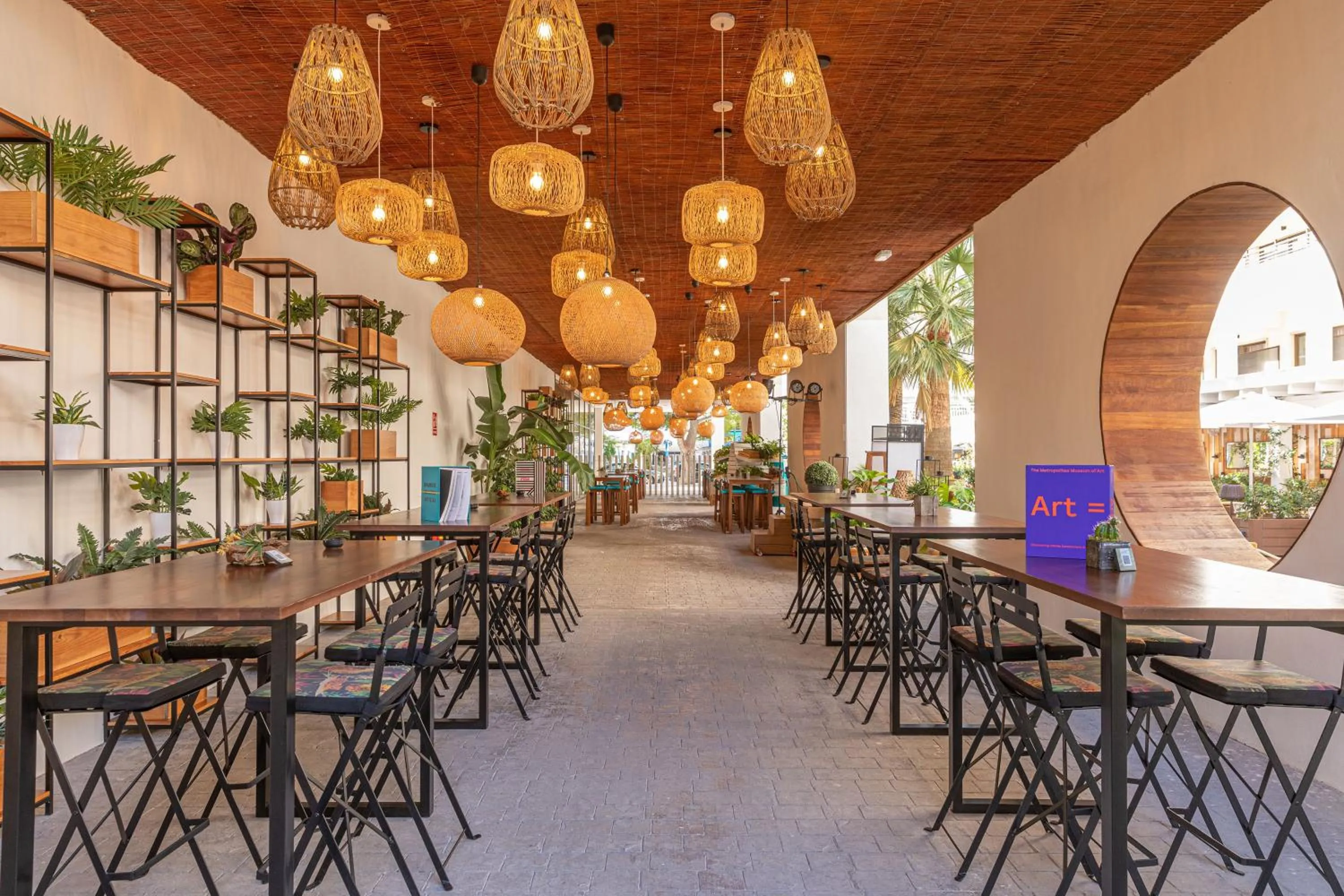 Restaurant/places to eat in INNSiDE by Meliá Alcudia