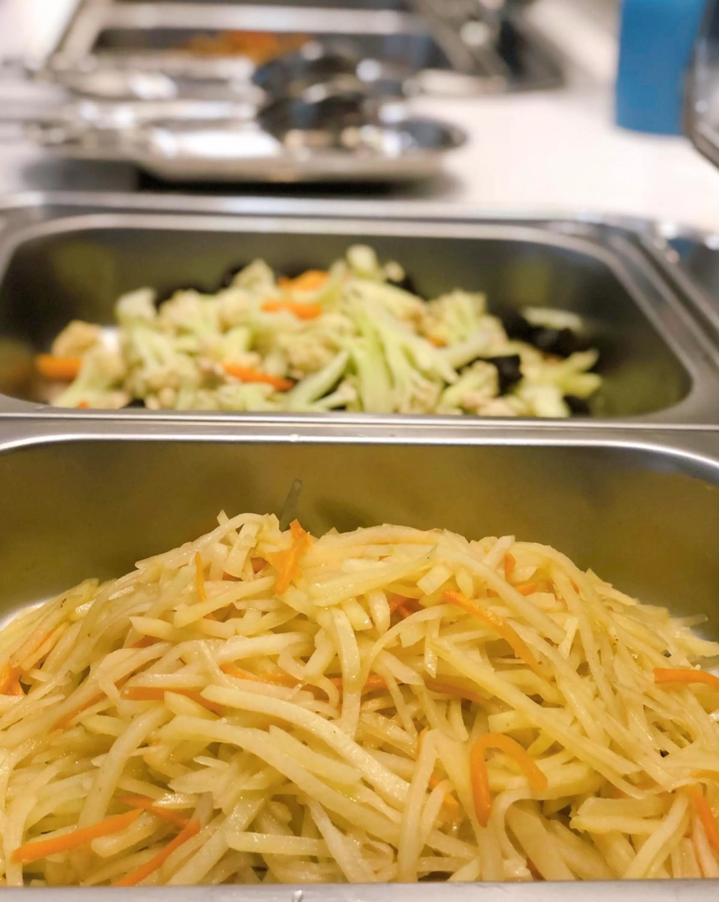 Breakfast in Shanghai JOYFUL YARD Hotel-Free shuttle bus to Pudong Airport and Disneyland