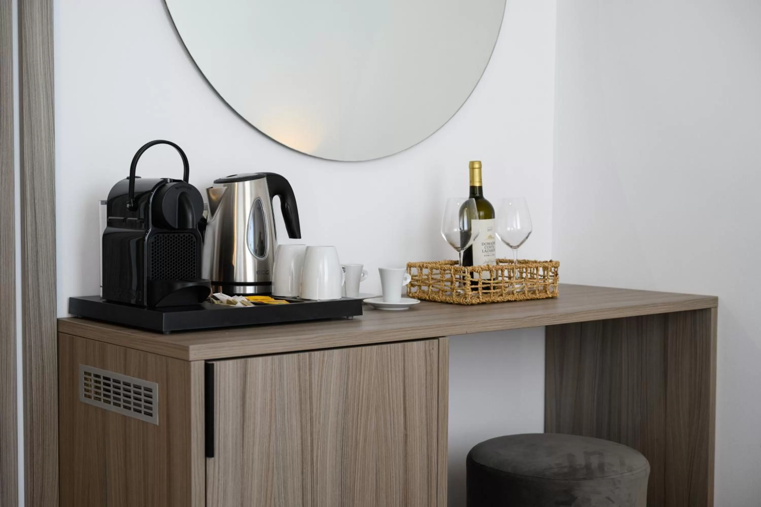 Coffee/tea facilities in AMALPHI Corfu City Living