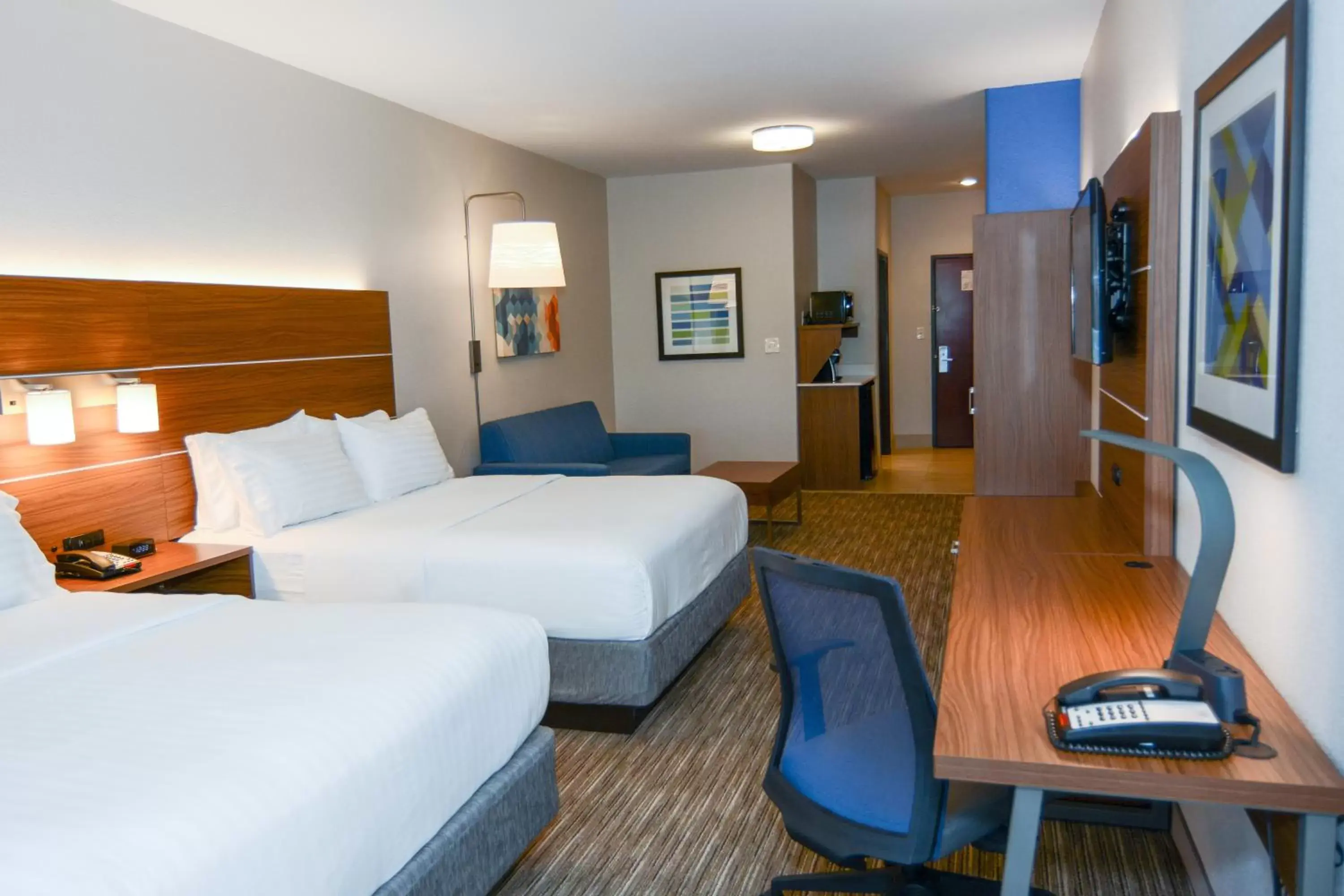 Suite with Two Beds - Non-Smoking in Holiday Inn Express Hotel & Suites New Boston by IHG Suite with Two Beds - Non-Smoking in Holiday Inn Express Hotel & Suites New Boston by IHG