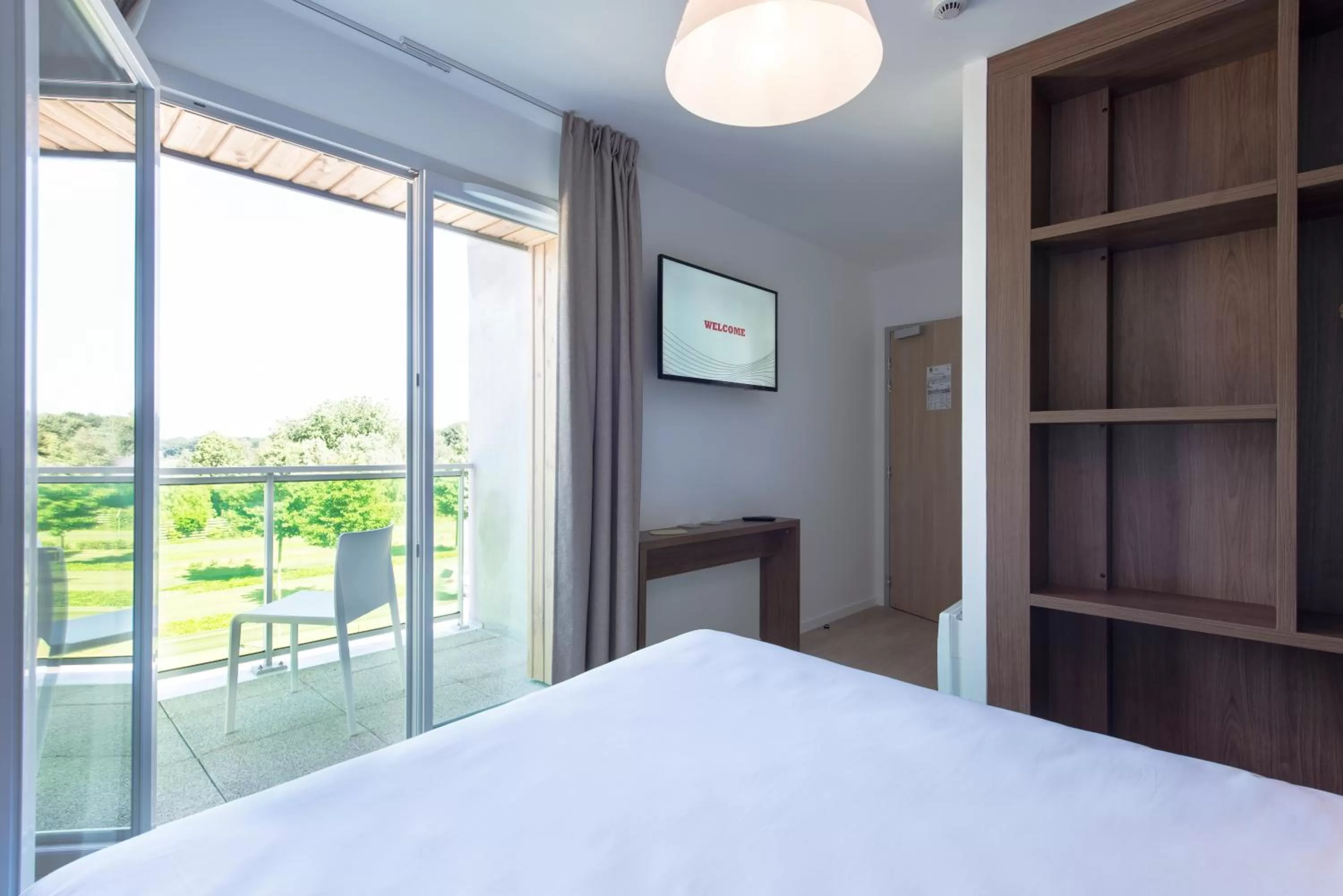 Bedroom, Bed in B&B HOTEL Saint-Nazaire Pornichet