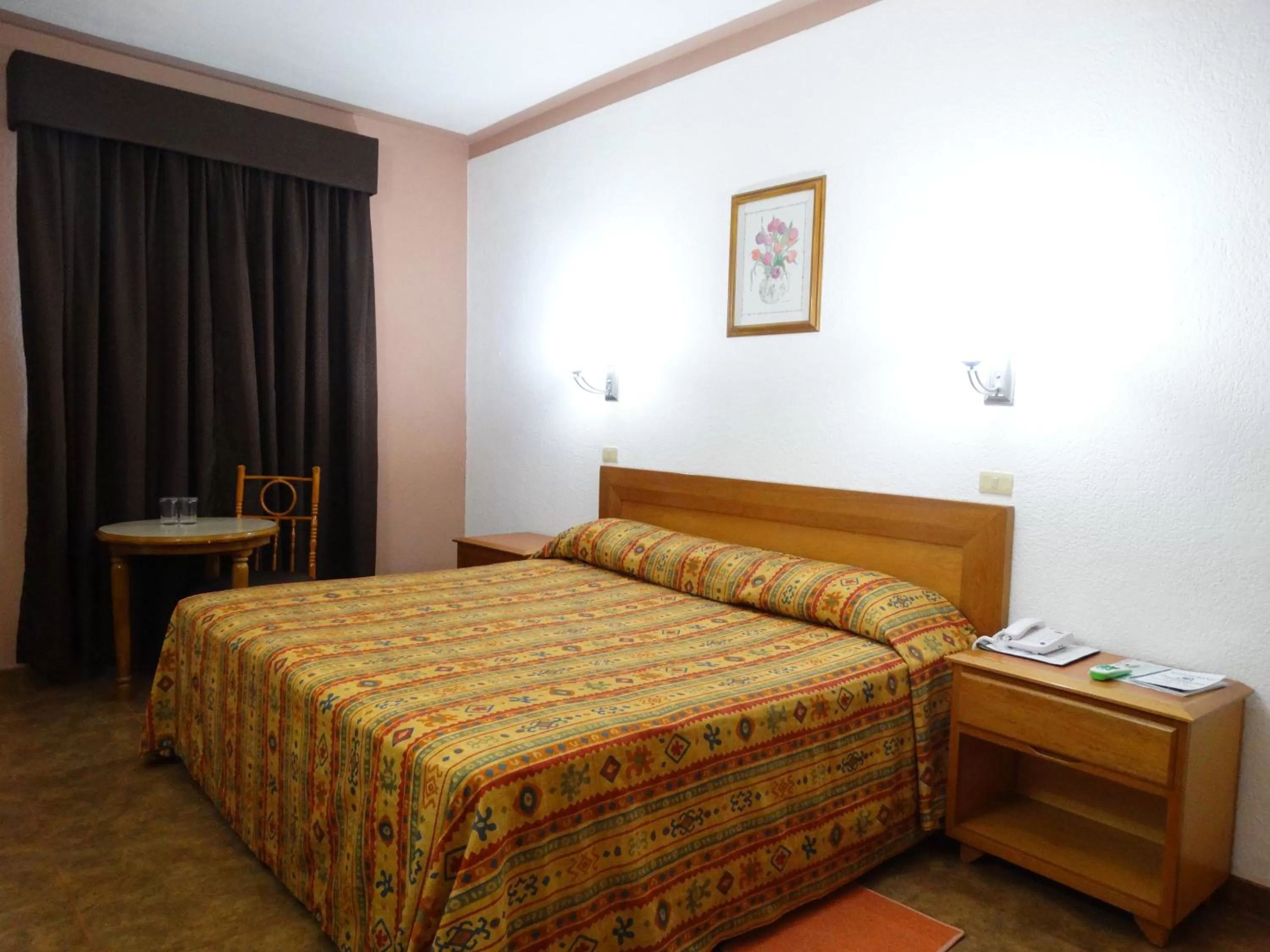 Bed in Hotel Astromundo