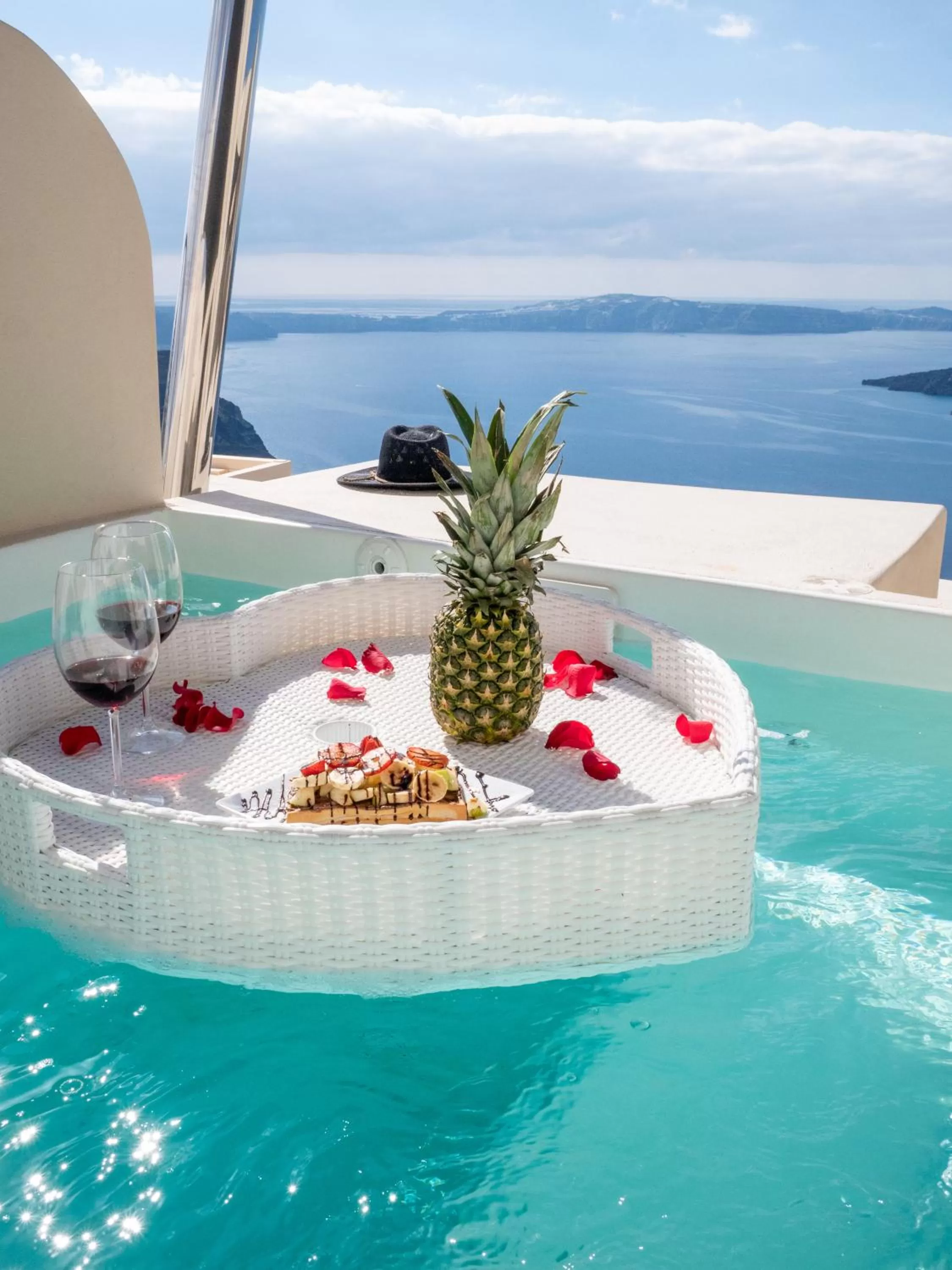 Caldera Cliff Illusion