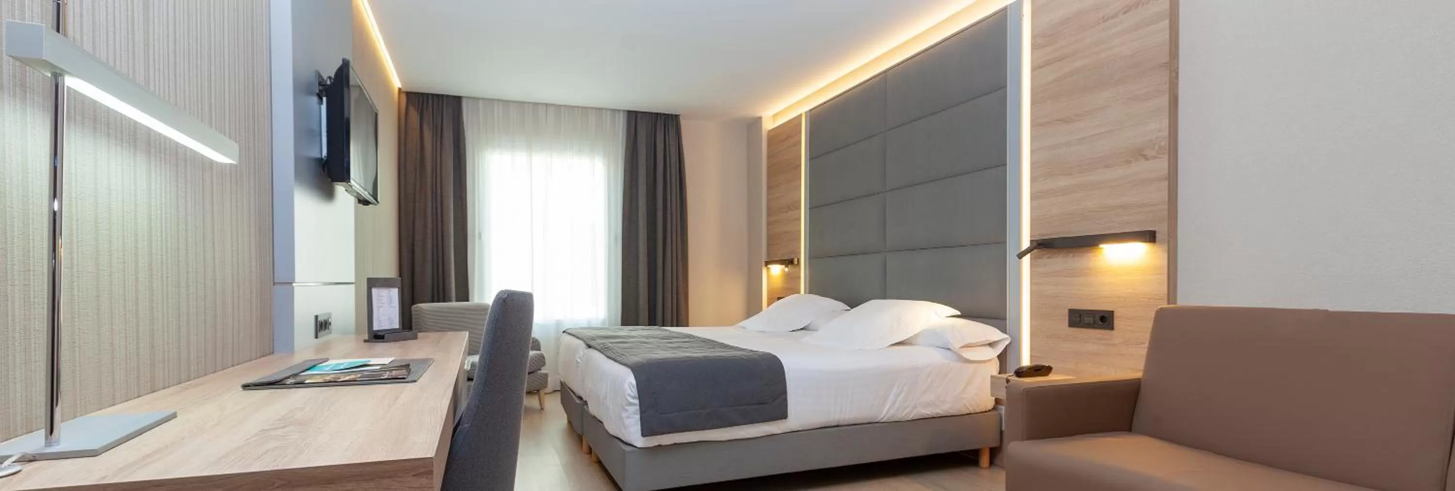 Bed in Hotel Liabeny