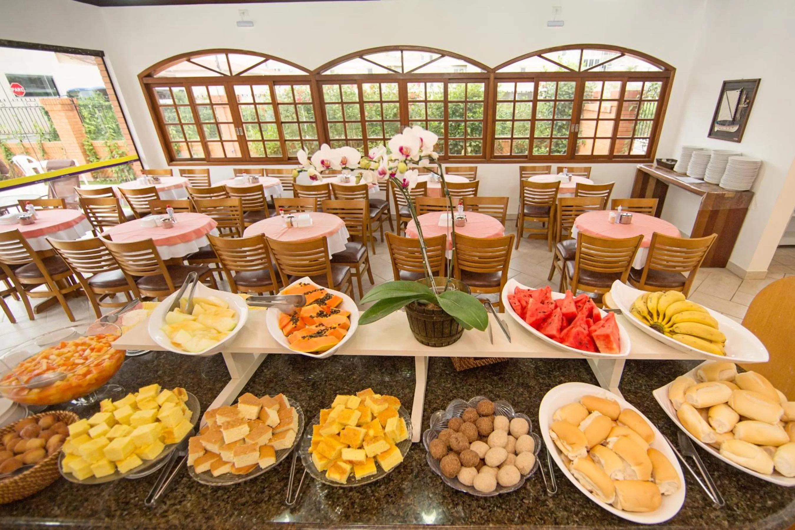 Breakfast in Elite Hotel