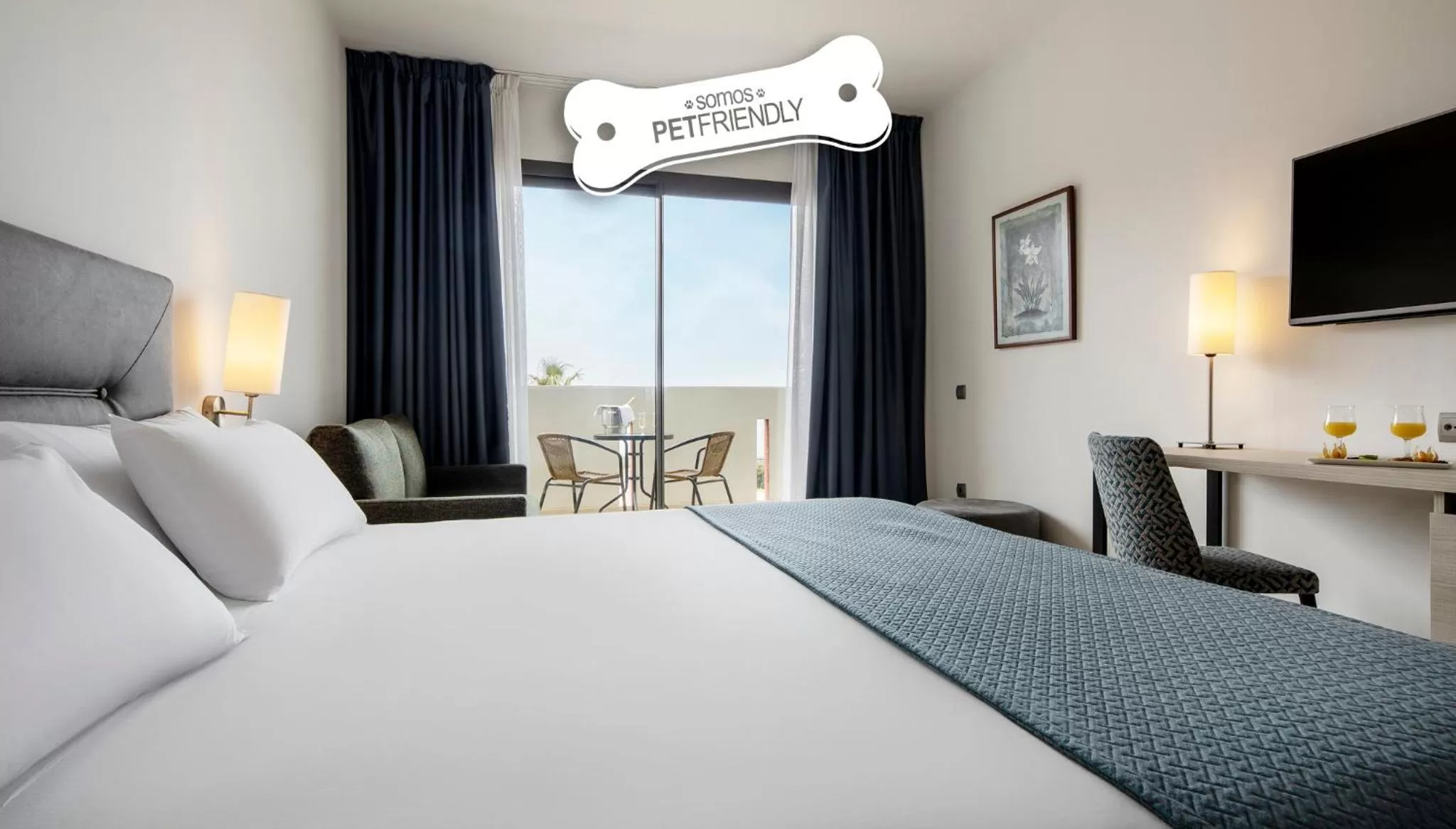 Bedroom, Bed in Ilunion Calas de Conil