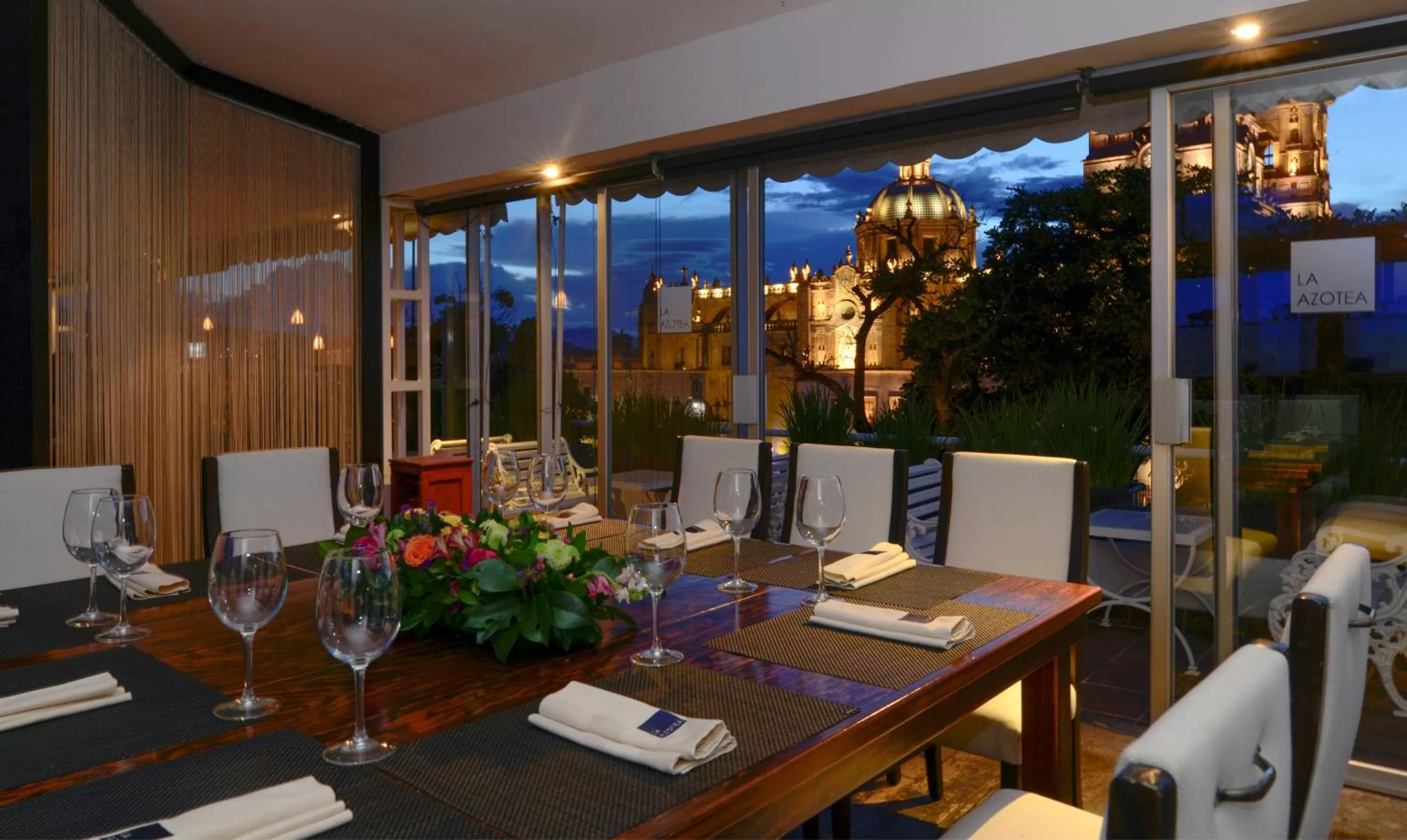 Restaurant/places to eat in Hotel Los Juaninos