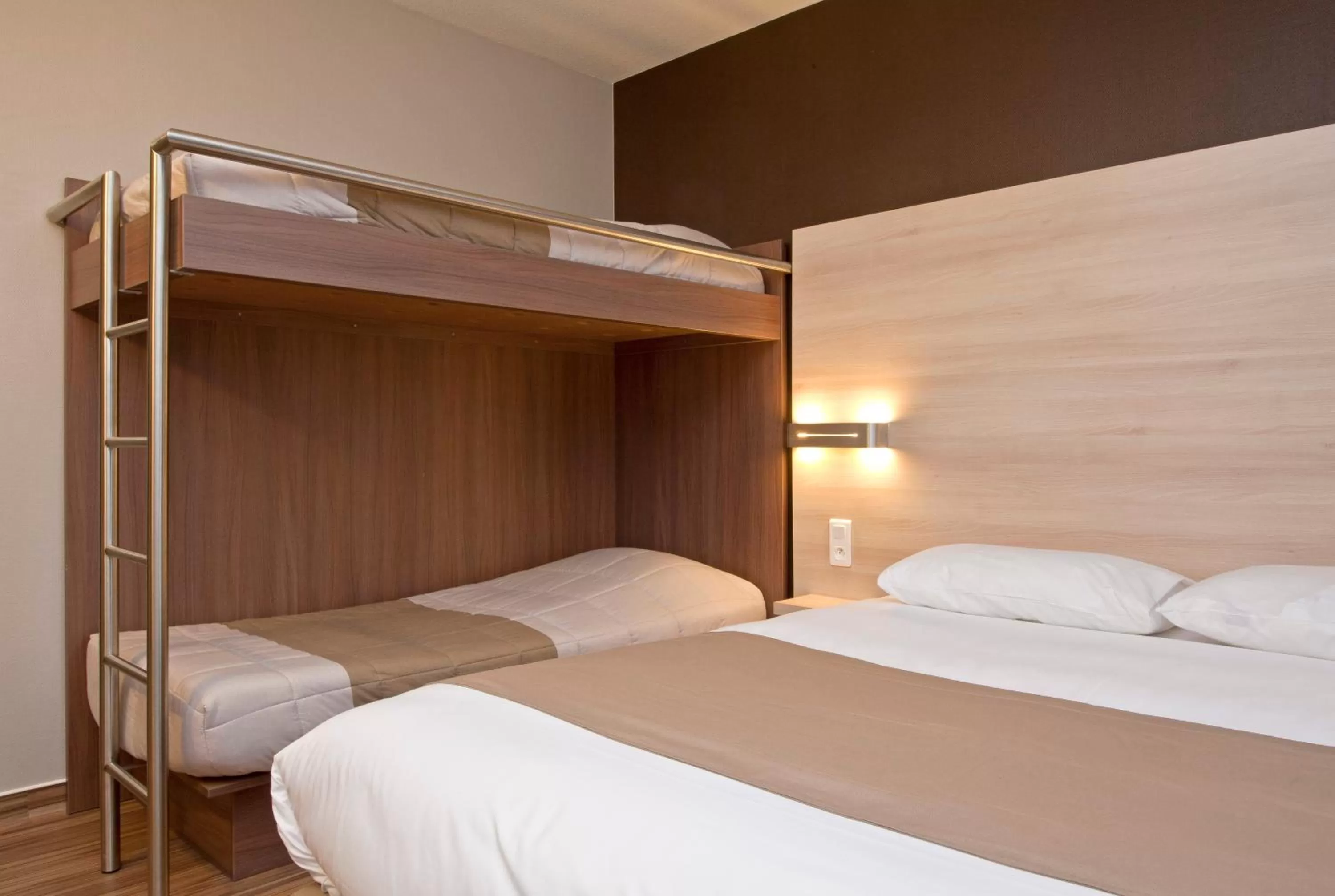 Bed in Ekho Hotel Grenoble Nord Saint Egrève