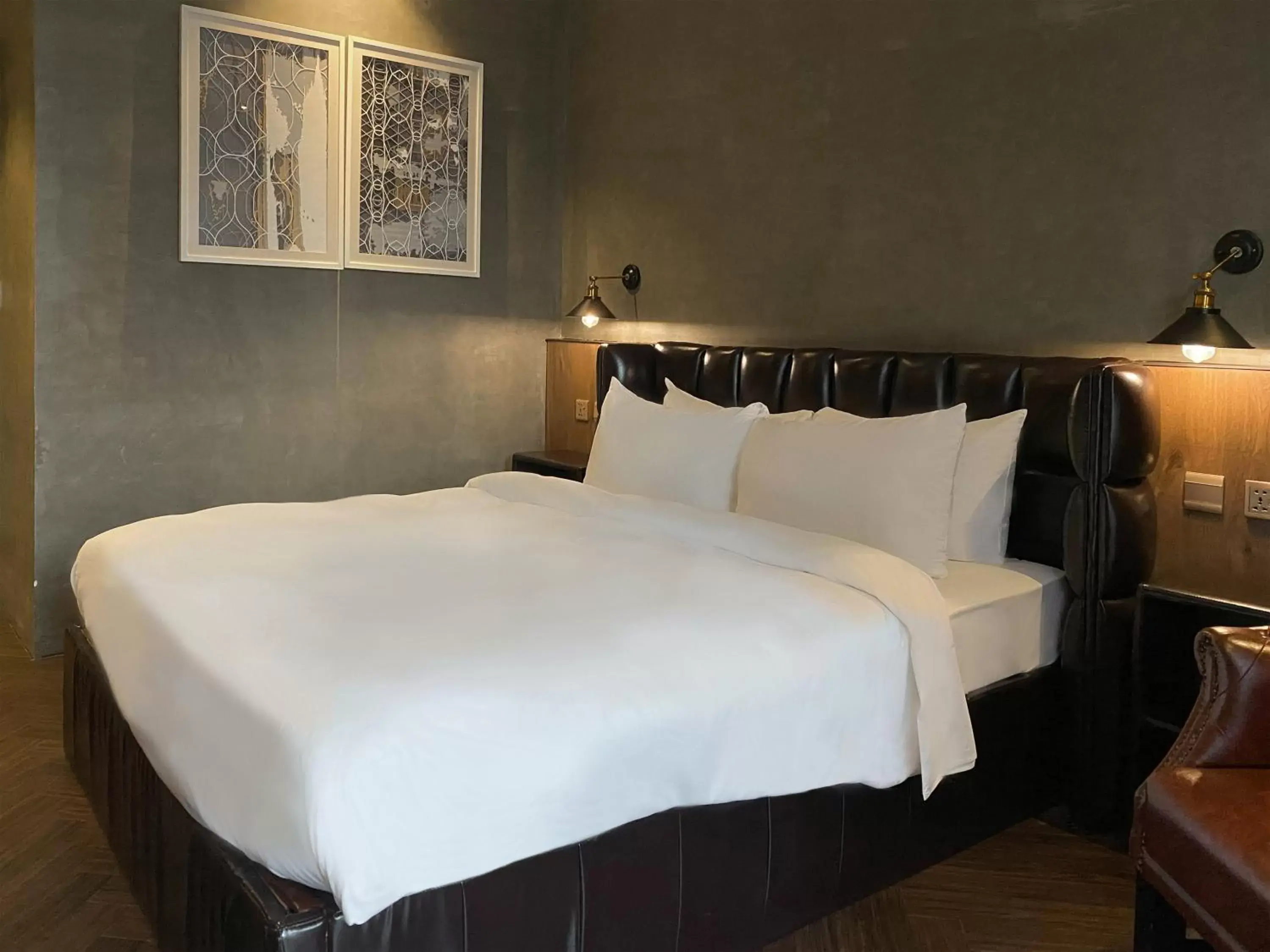 Run of House in CHECK inn Phnom Penh BKK1 Run of House in CHECK inn Phnom Penh BKK1